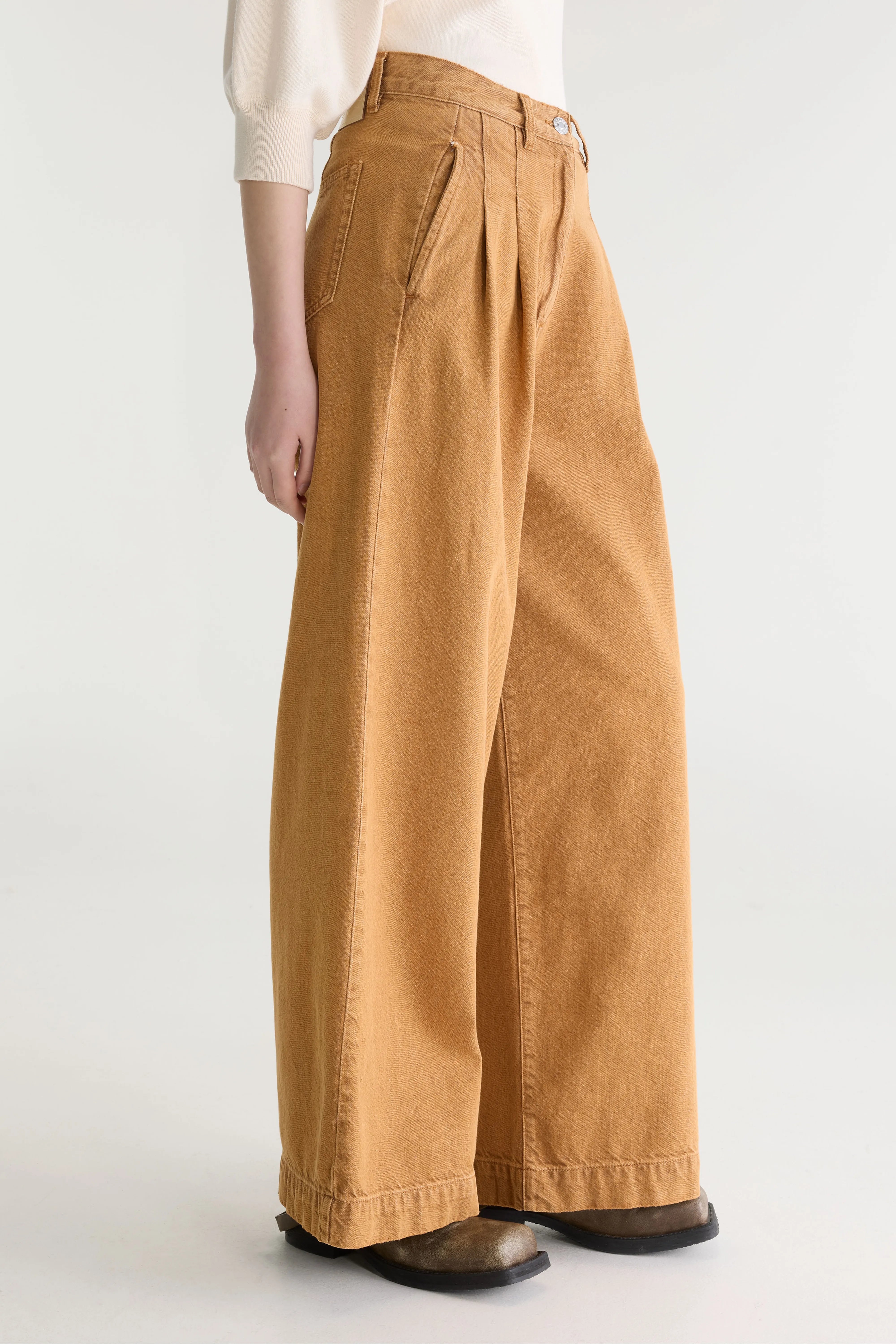 Denim N. 74 - superwijde jeans (262 / W / USED BROWN)