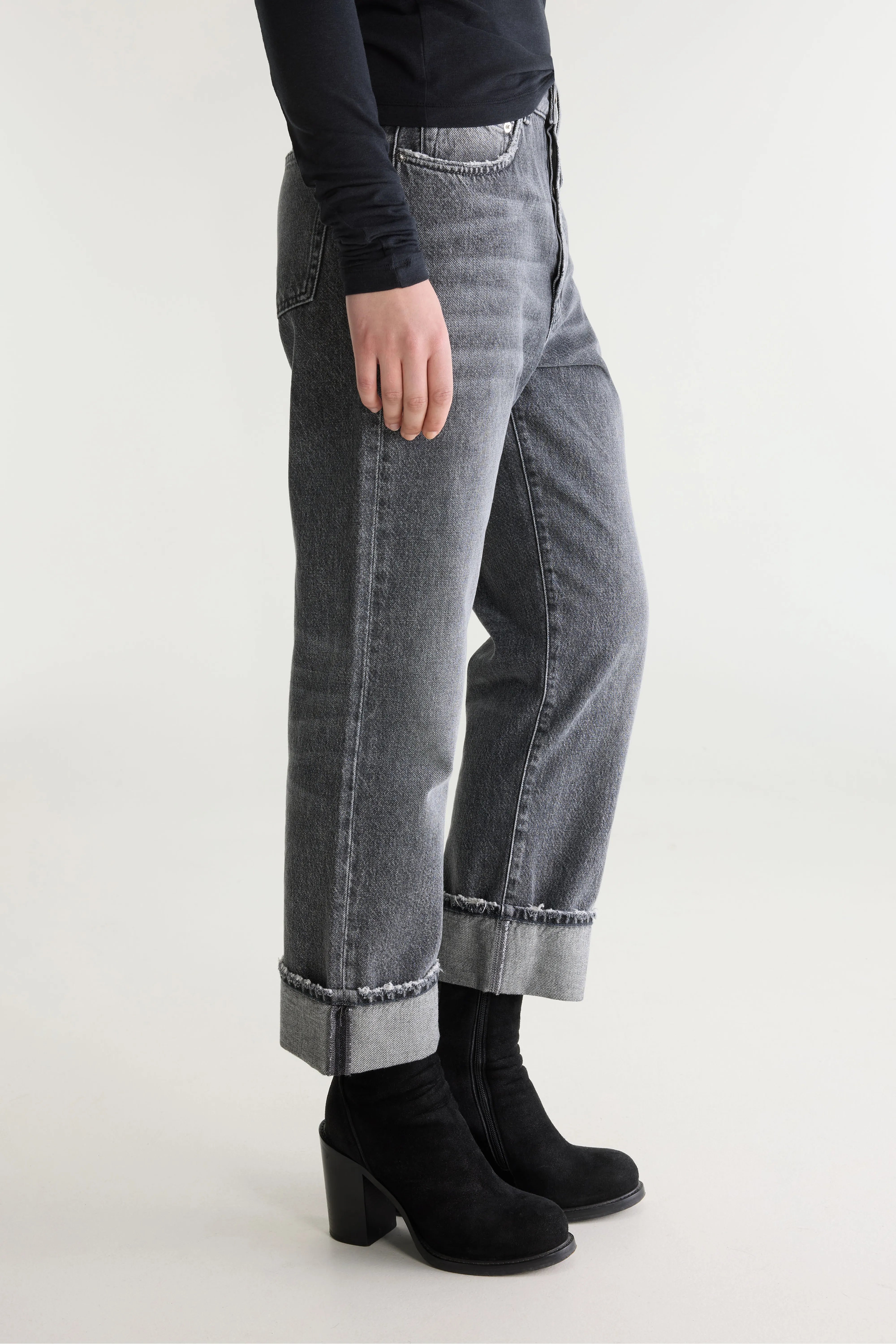 Denim N. 46 - wide jeans (262 / W / USED BLACK)