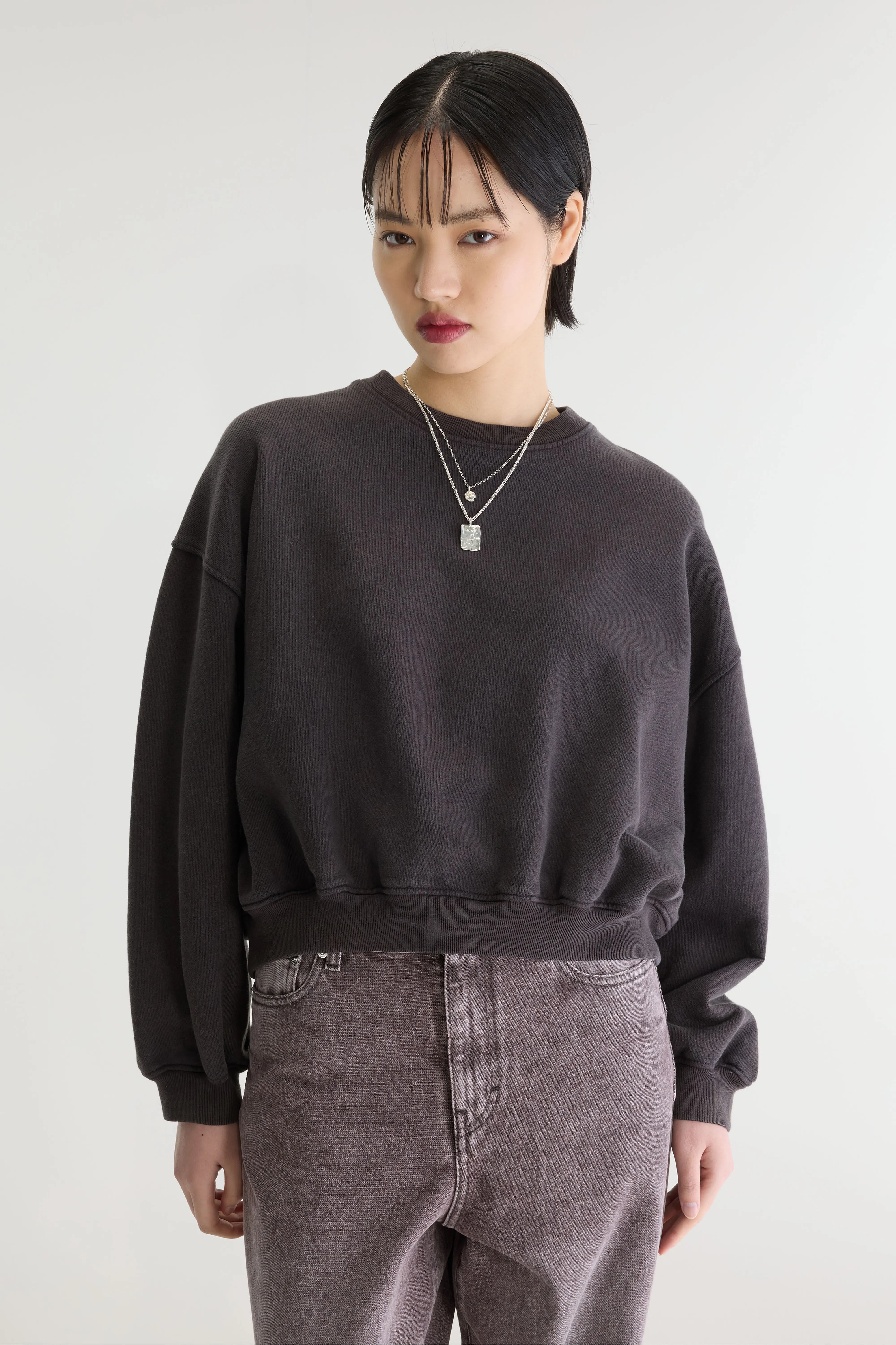 Sweatshirt Court À Col Rond Fancy - Dark roast Pour Femme | Bellerose