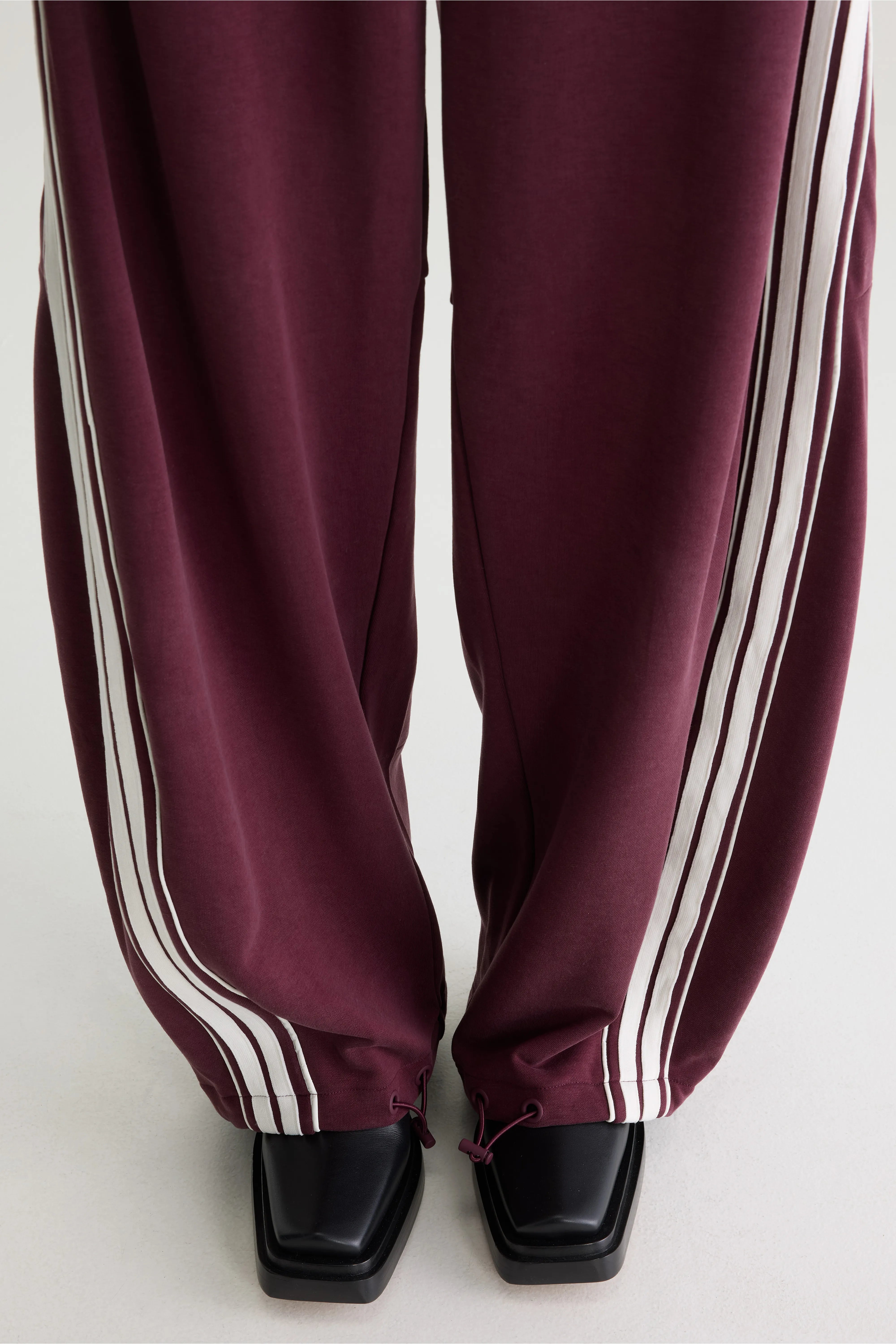 Tamy wijde joggingbroek (262 / W / BURGUNDY)