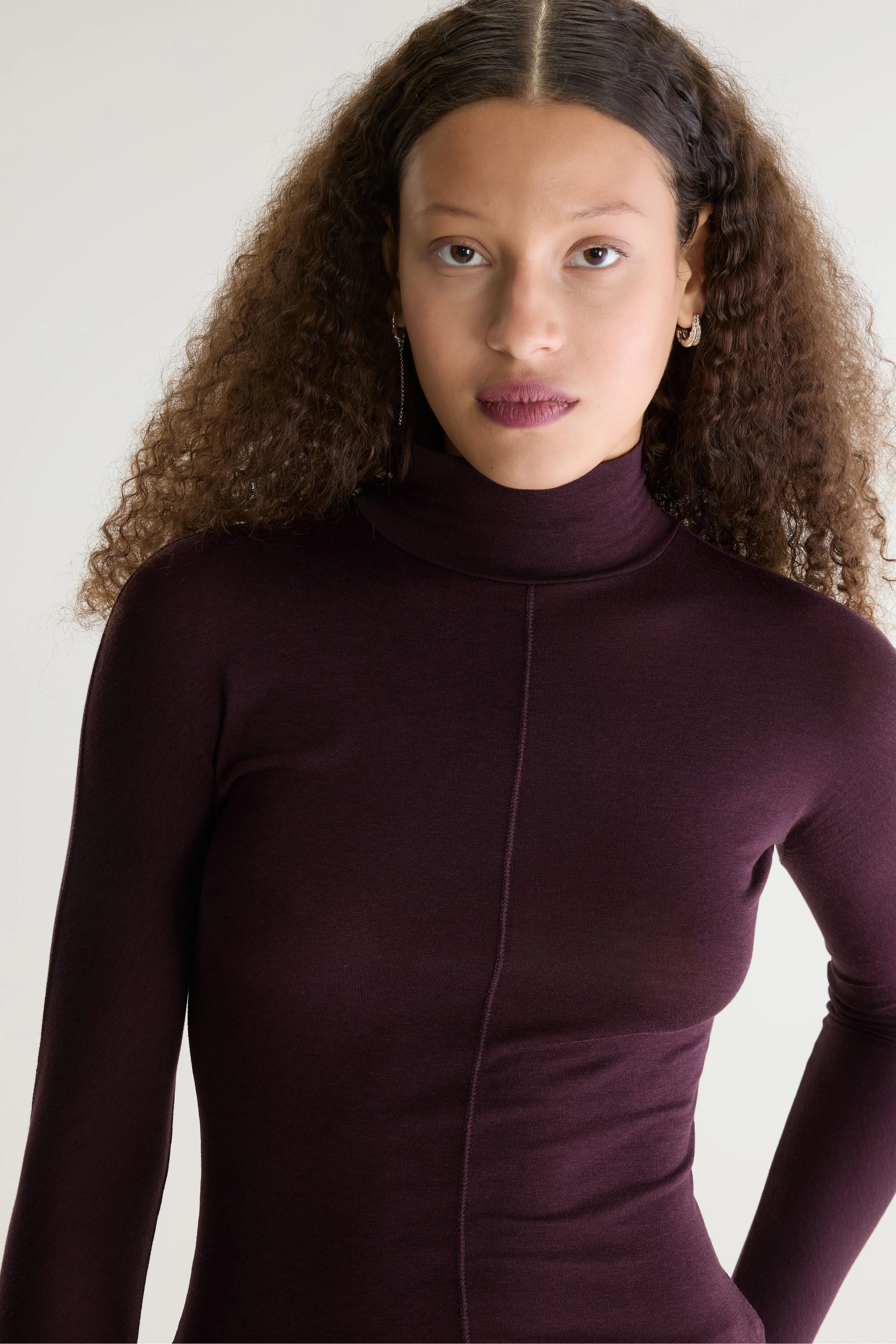 Flawy turtle neck t-shirt (262 / W / BURGUNDY)