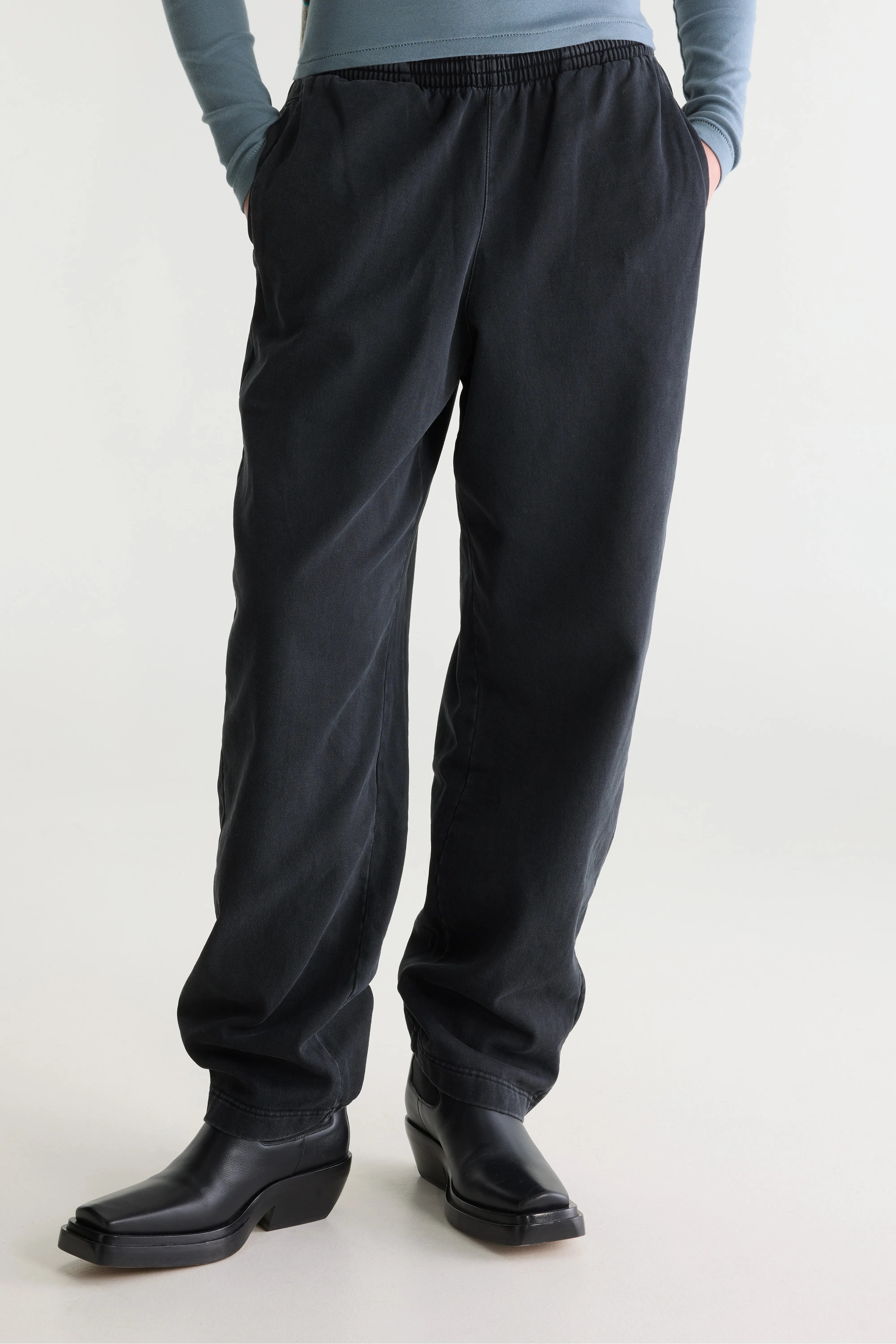 Fira relaxte joggingbroek (262 / W / OFF BLACK)