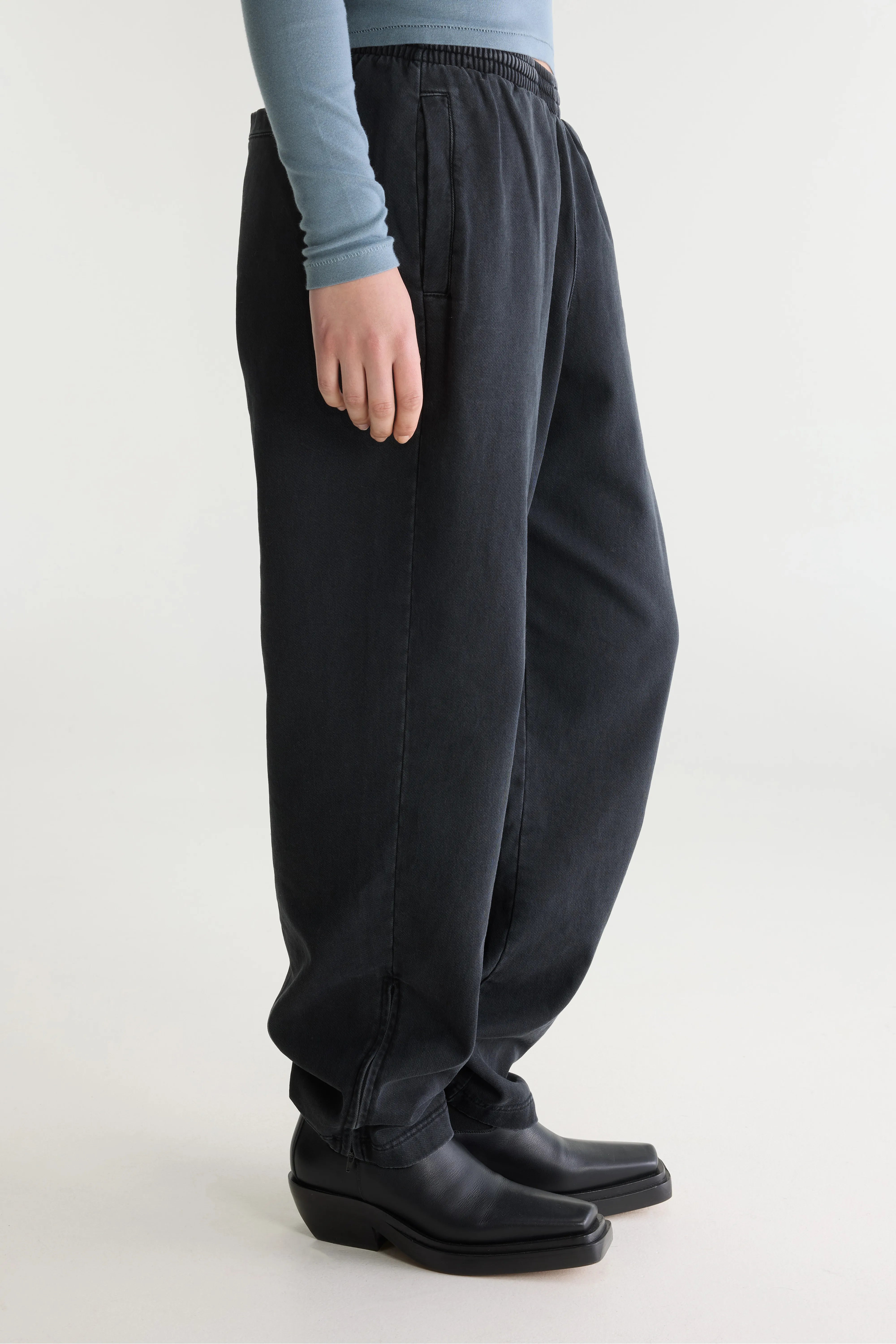 Fira relaxte joggingbroek (262 / W / OFF BLACK)