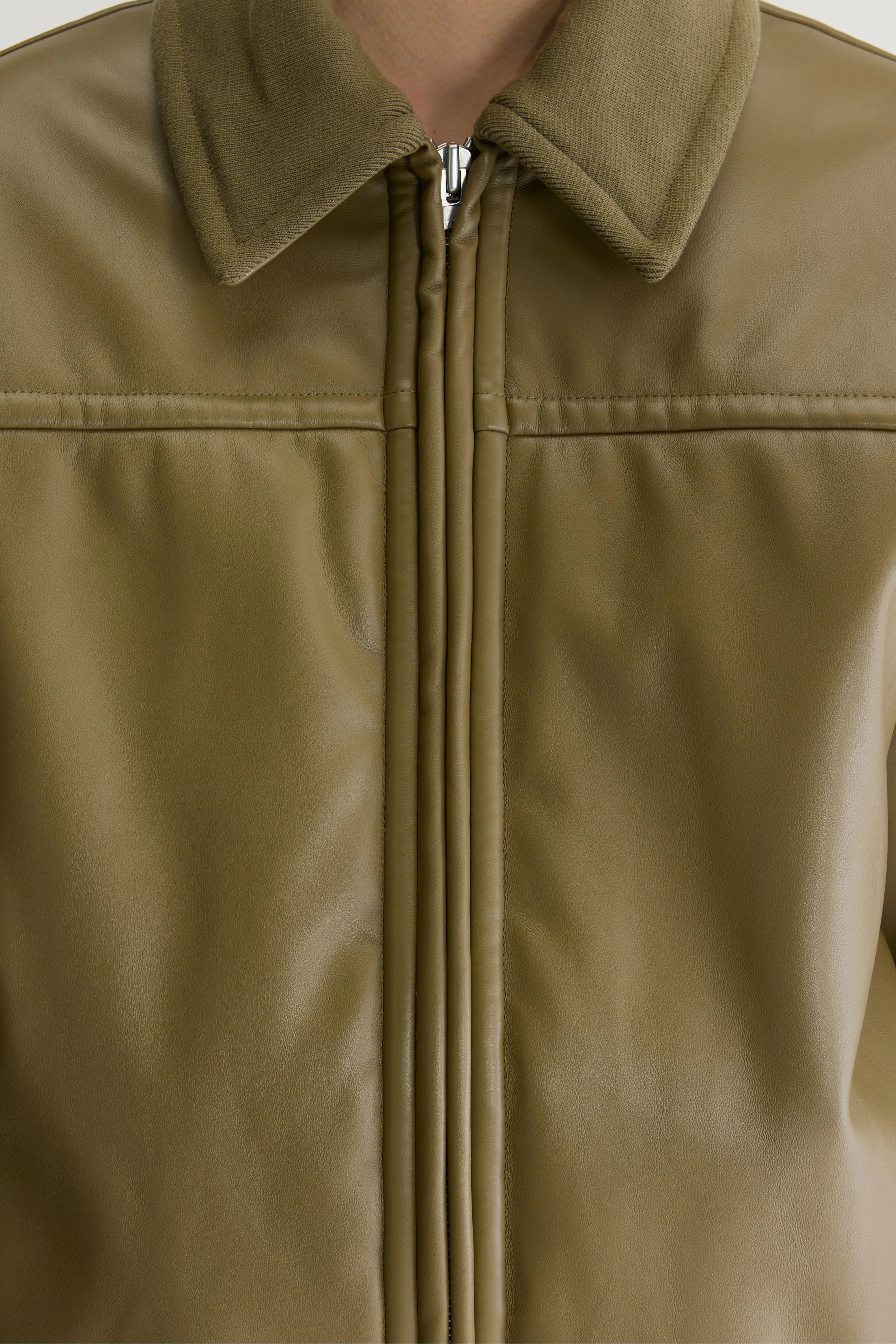 Jacky Bomber Jacket - Dust For Women | Bellerose