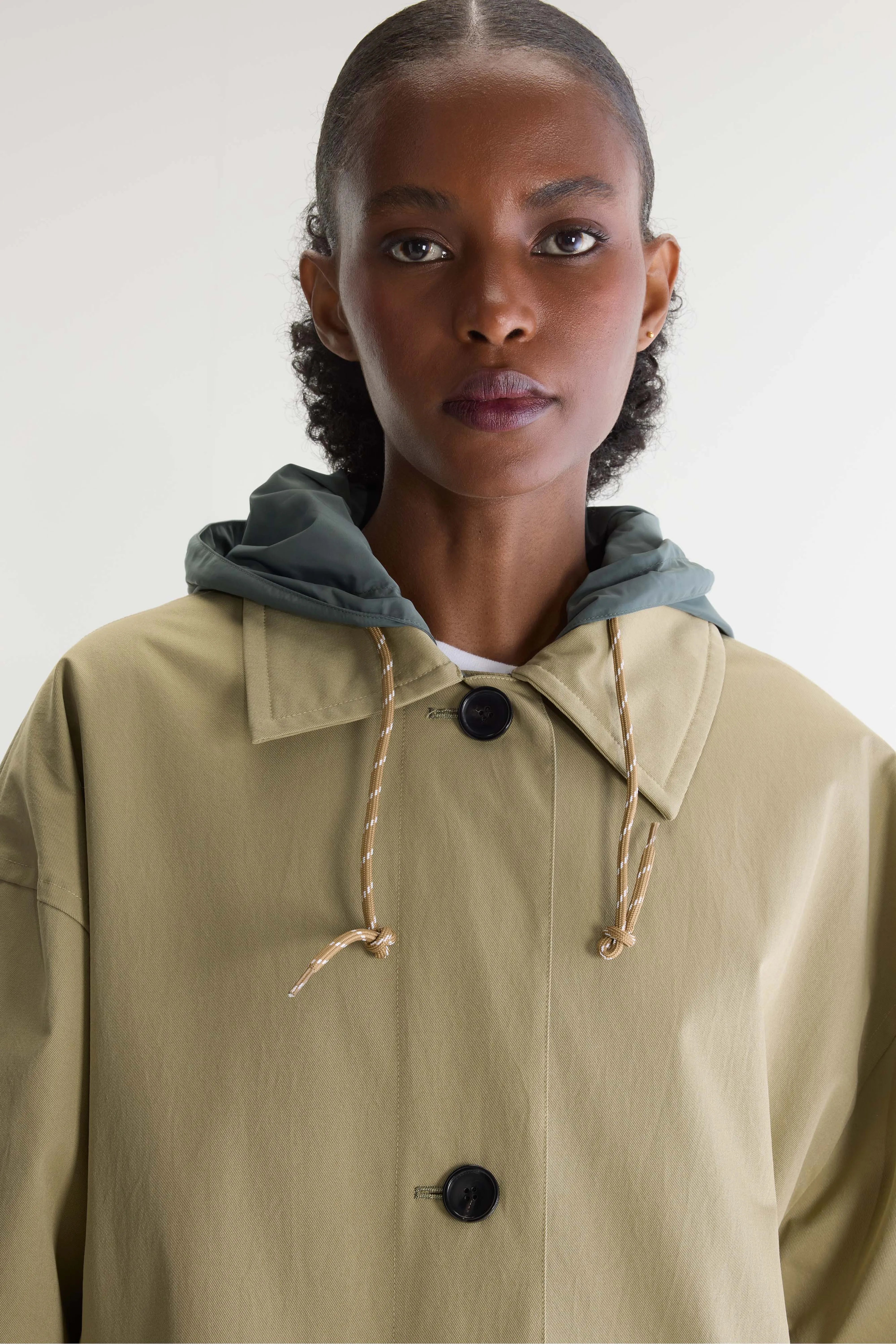 Hearty trench coat (262 / W / EARTH)