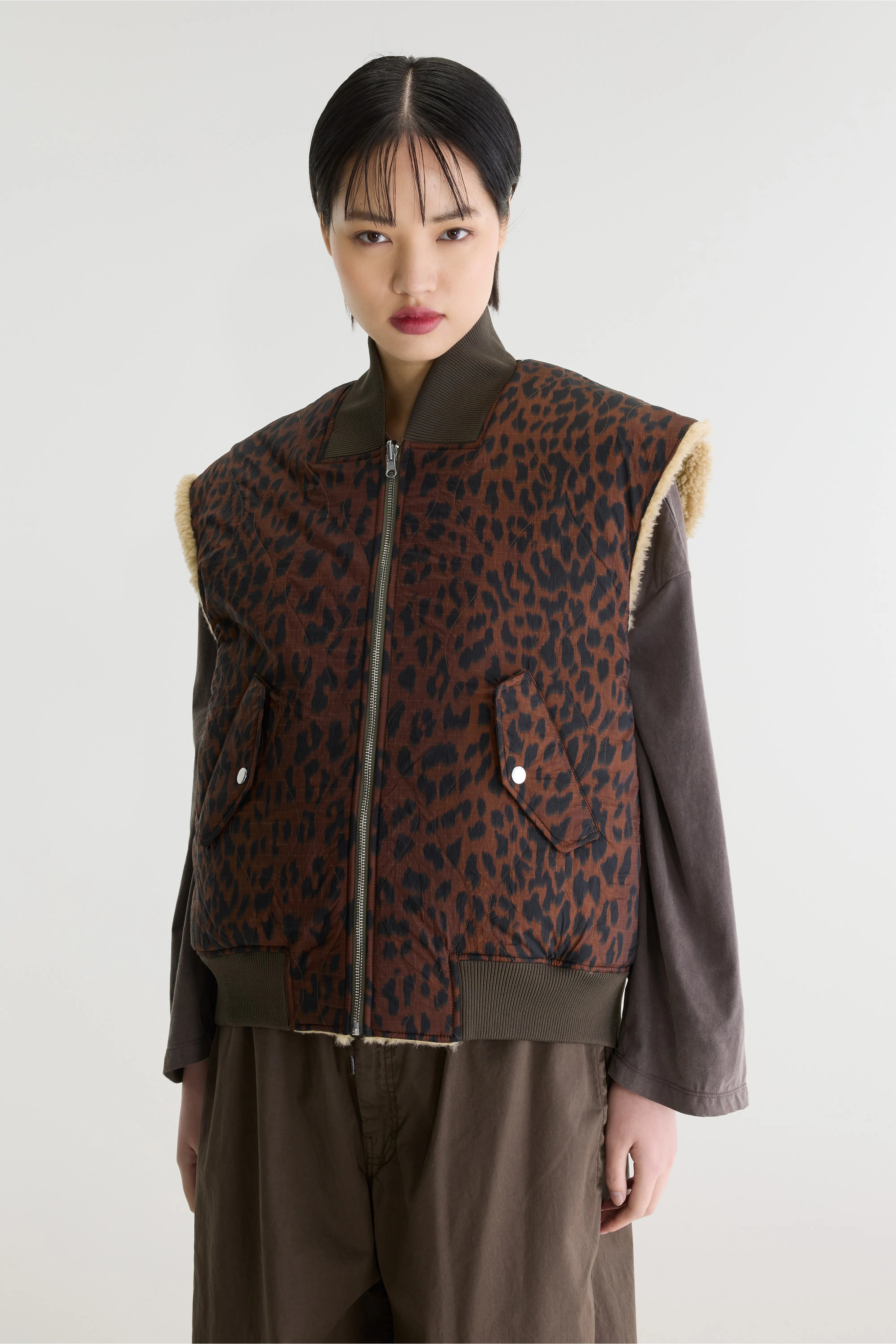Haalo Leopard-print Bodywarmer - Black / Coffee / Dark roast For Women | Bellerose