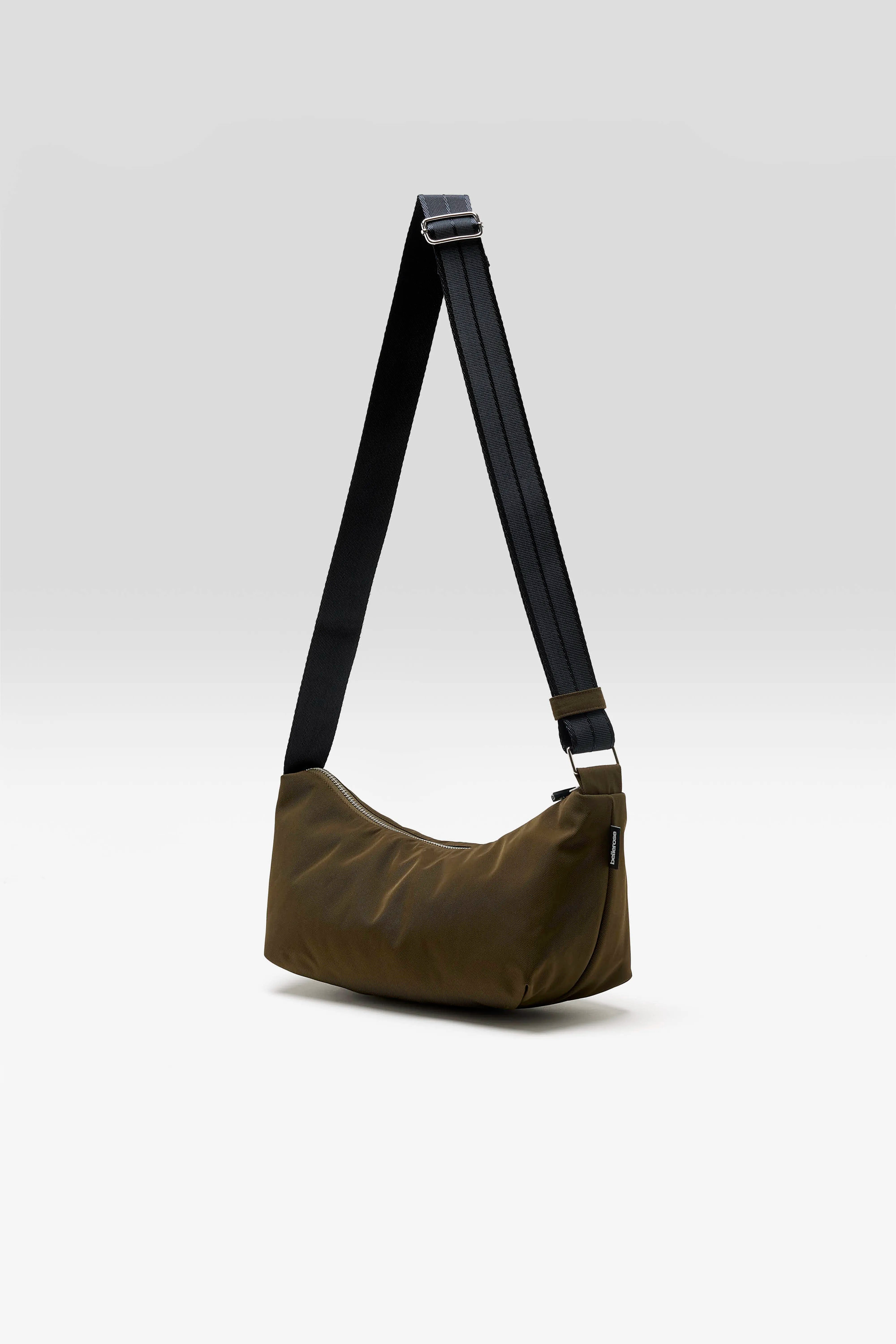 Hane sling bag (262 / W / CARBONE)