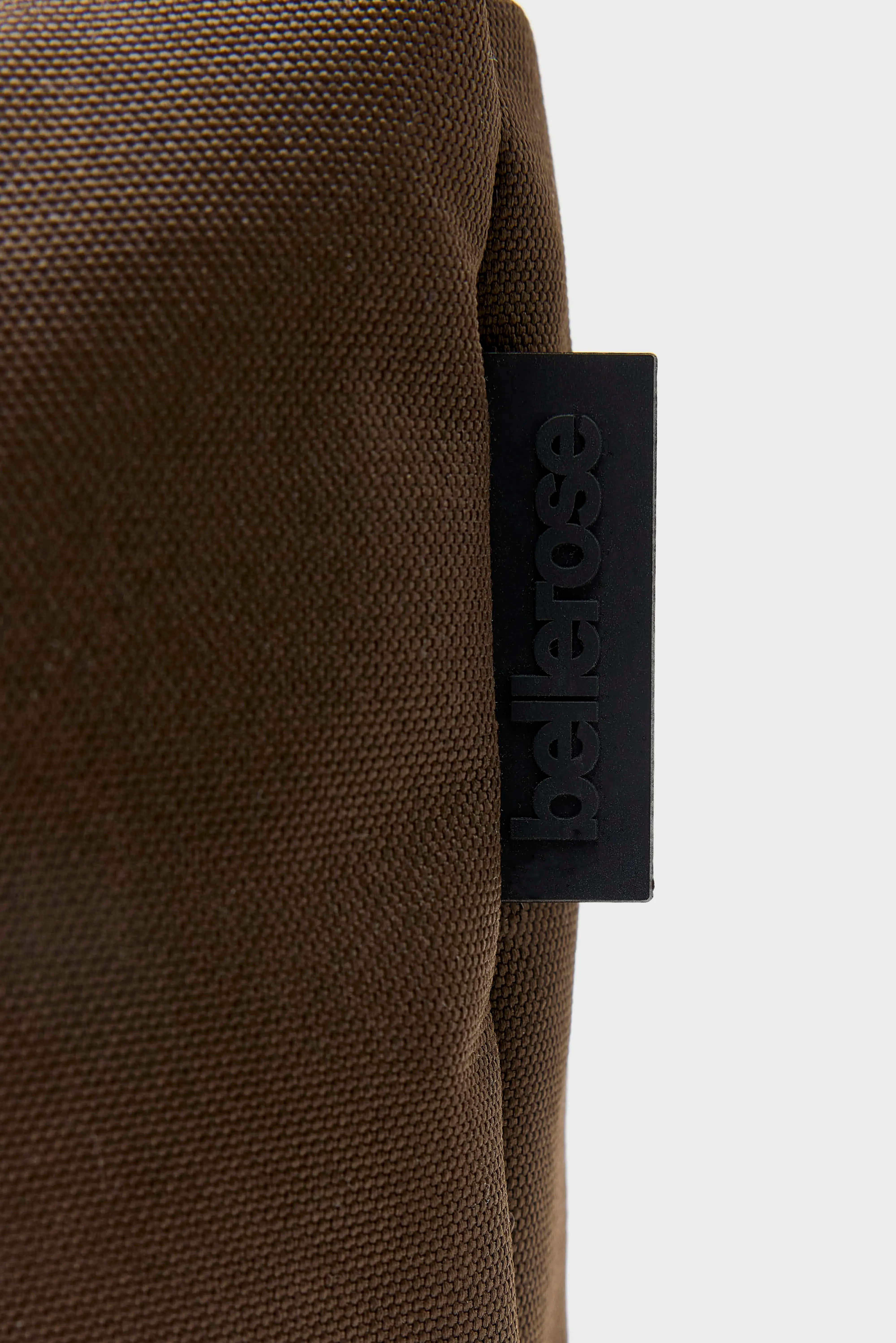 Sac à bandoulière Hobbes (262 / W / DARK ROAST)