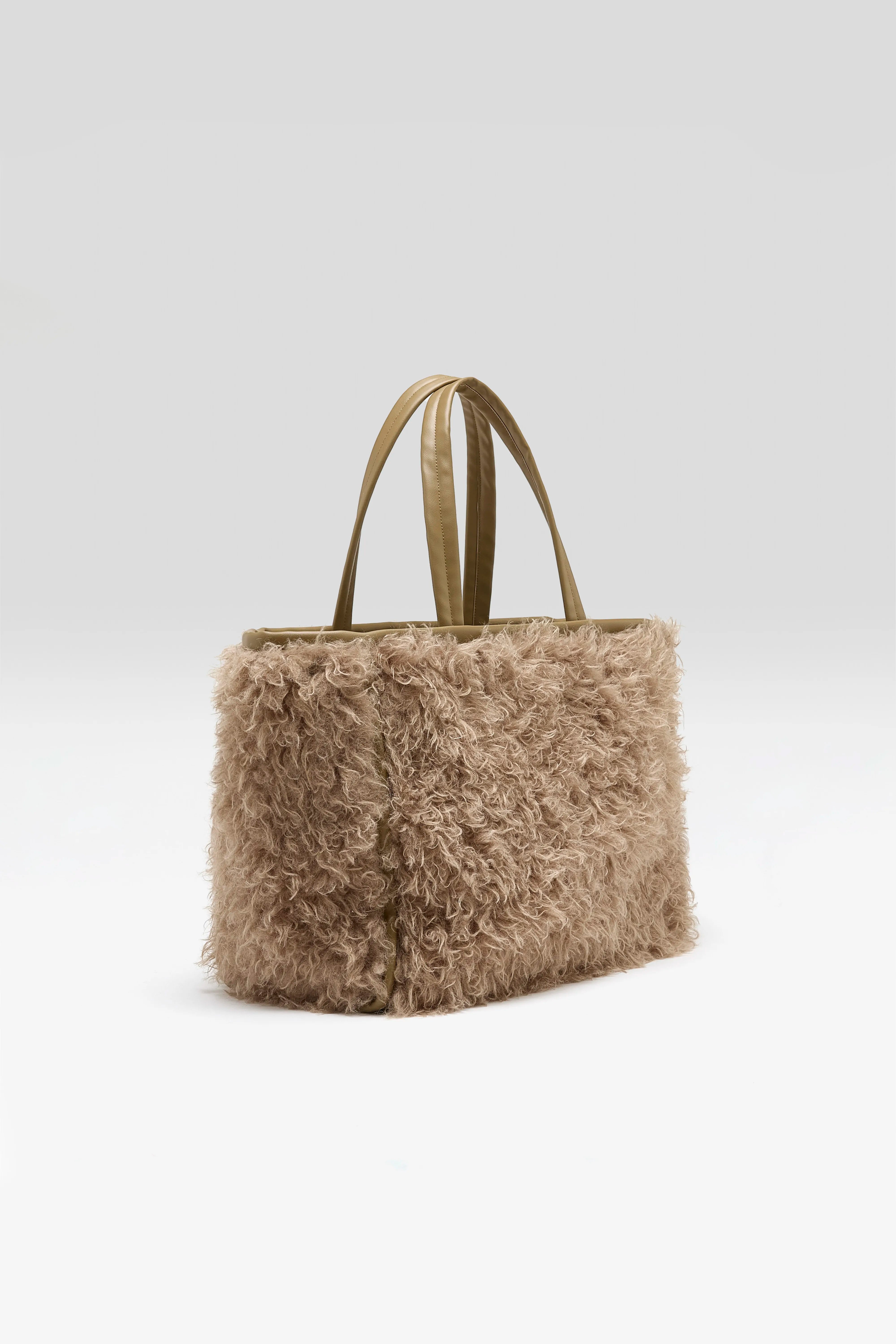 Sac cabas en fausse fourrure Hetje (262 / W / BONE)