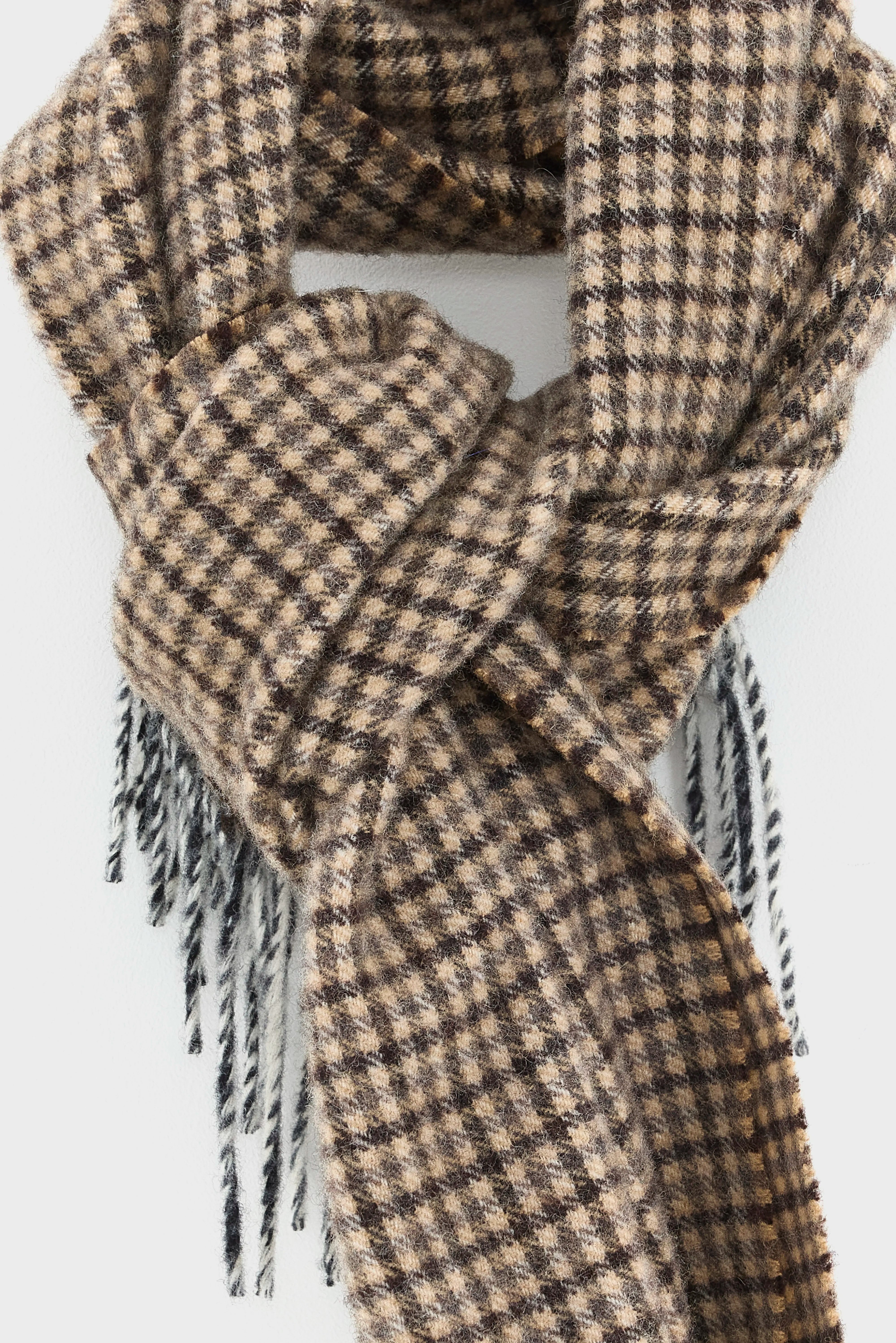 Milan wool scarf (262 / W / DISPLAY A)