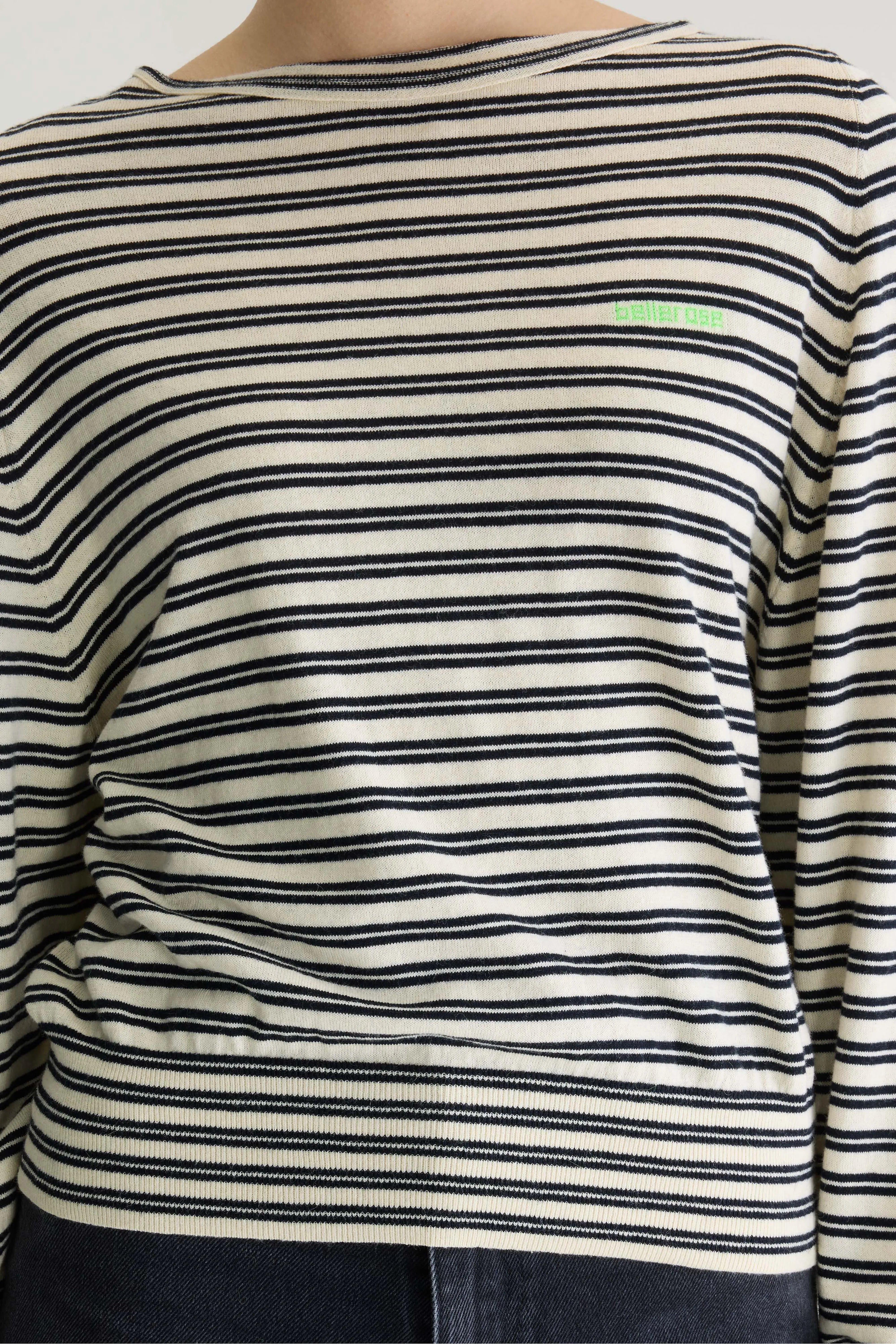 Gerhi relaxte sweater (262 / W / STRIPE A)