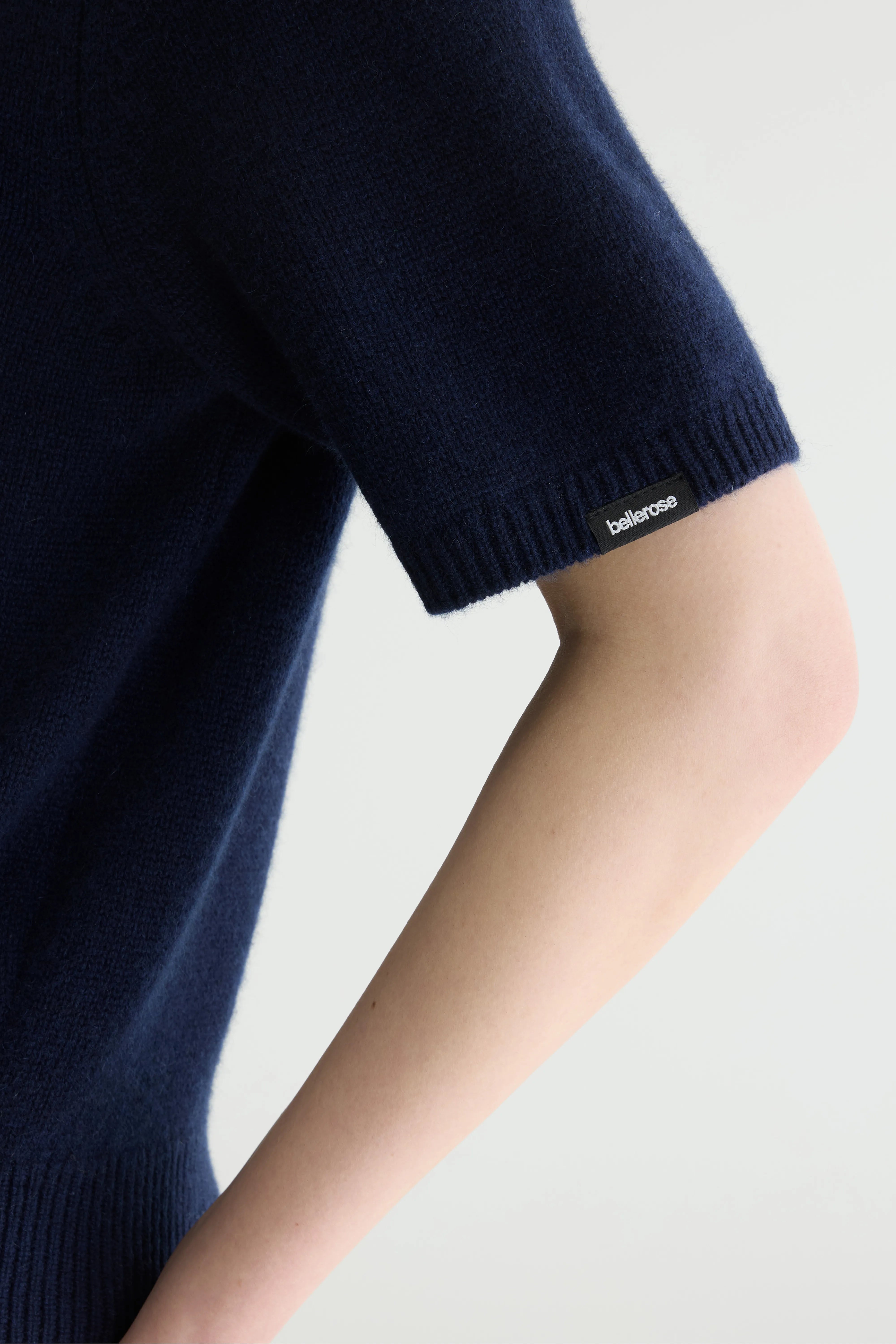 Pull à manches courtes en cachemire Synad (262 / W / NAVY)