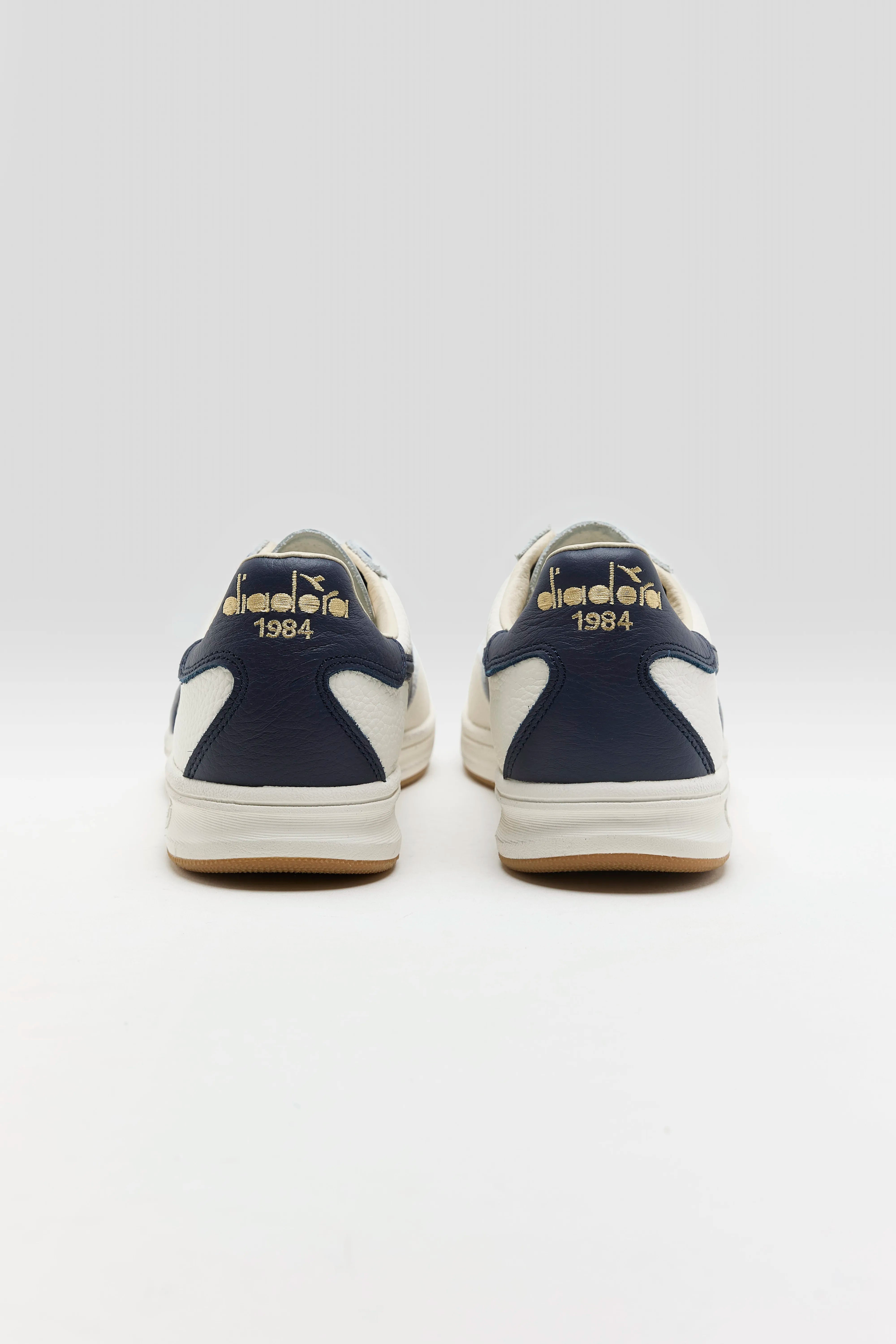 B. Elite Domino for Men  (261 / M / MIDNIGHT)