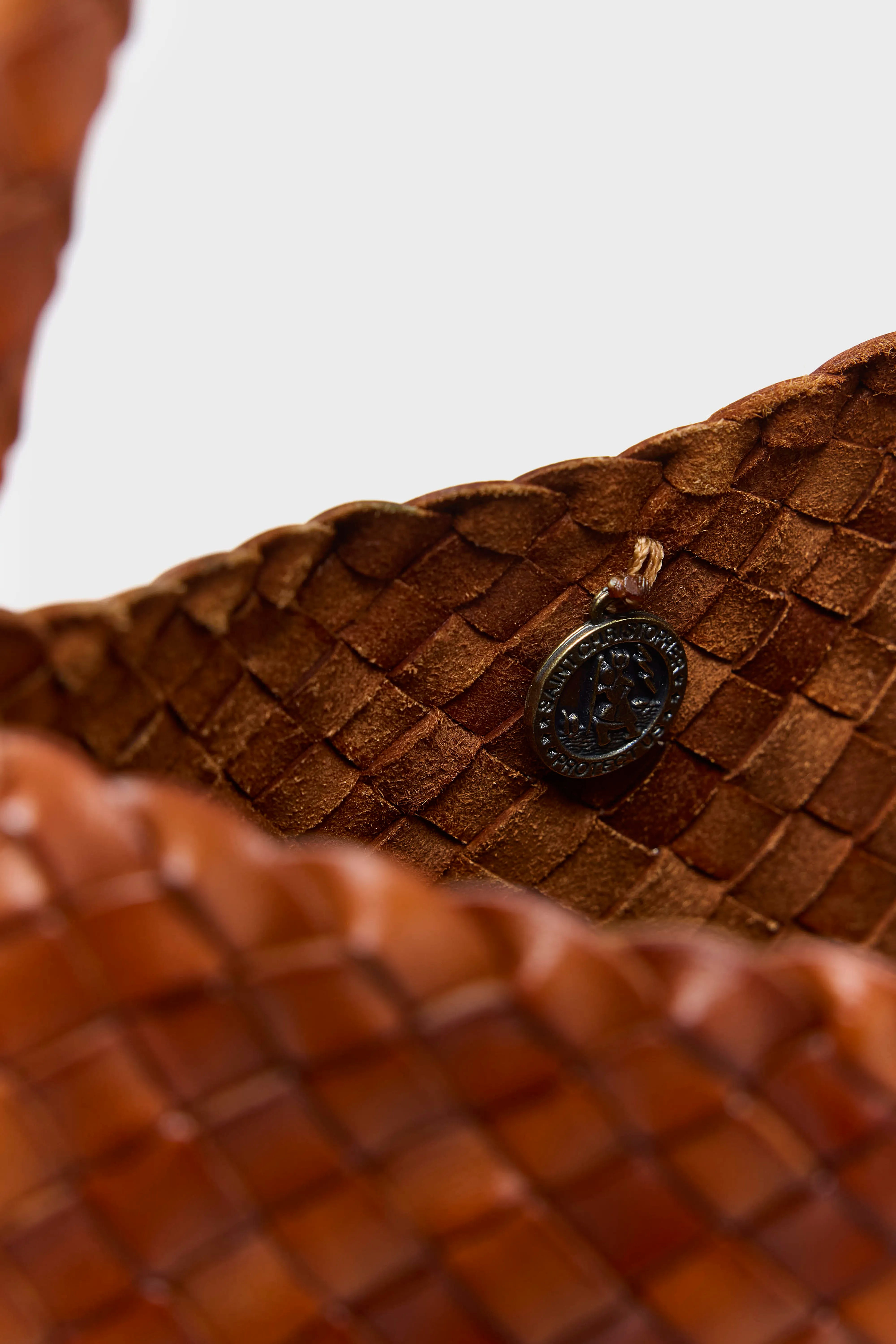 Sac en cuir tressé Rosanna (252 / W / TAN)