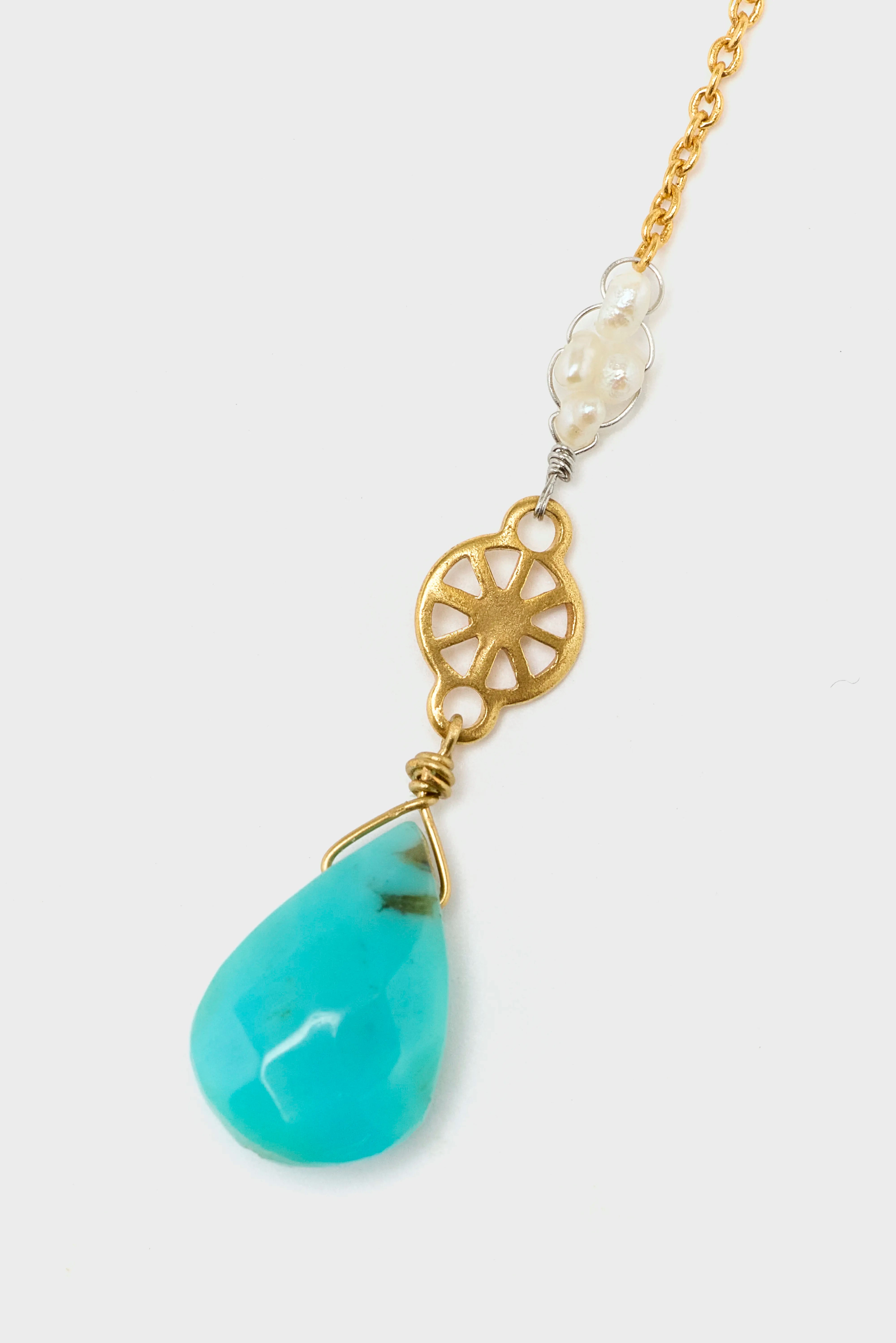 N° B35 Asymmetrical Earrings  (251 / W / TURQUOISE)