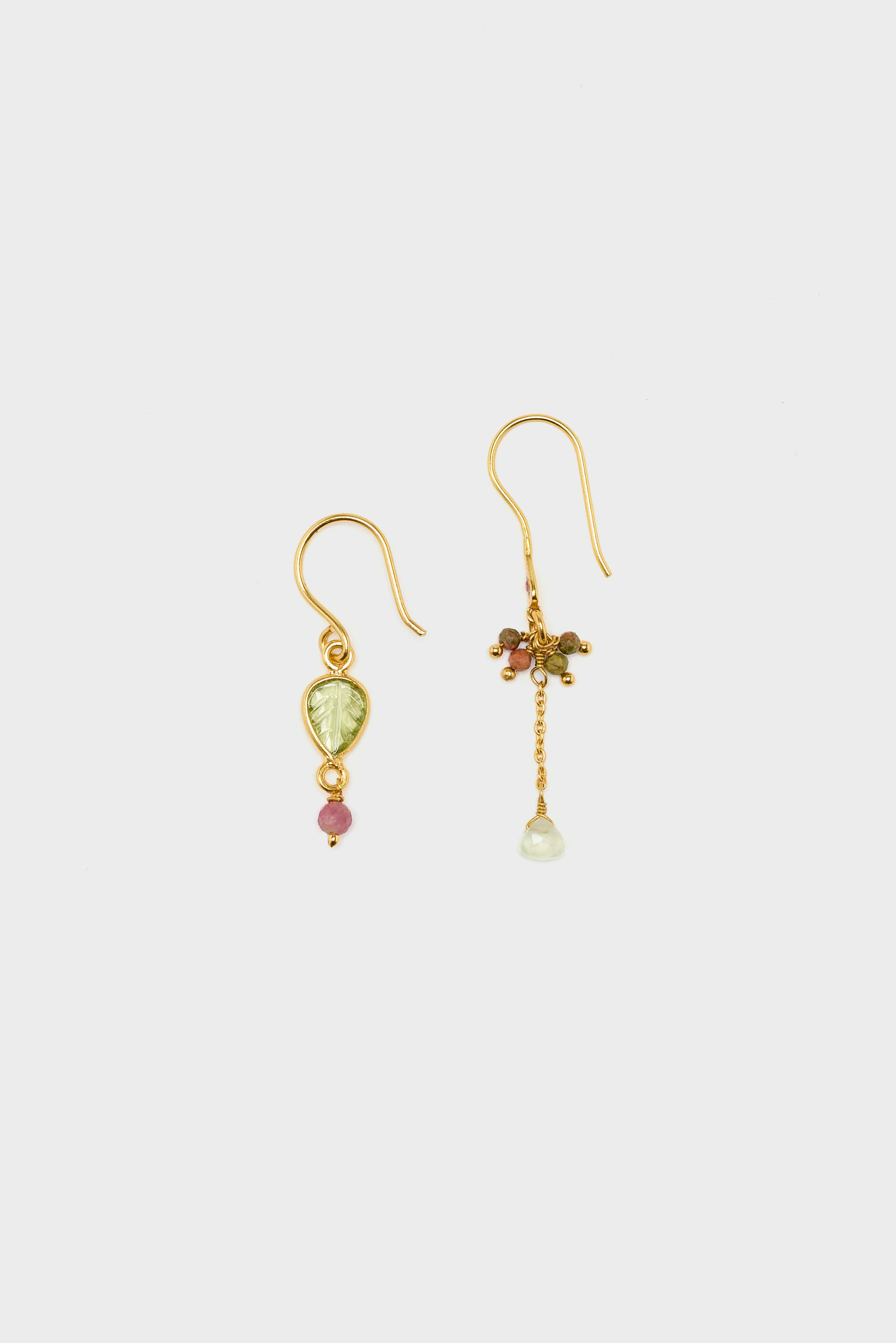 N° B8 Asymmetrical Earrings  (251 / W / GREEN)