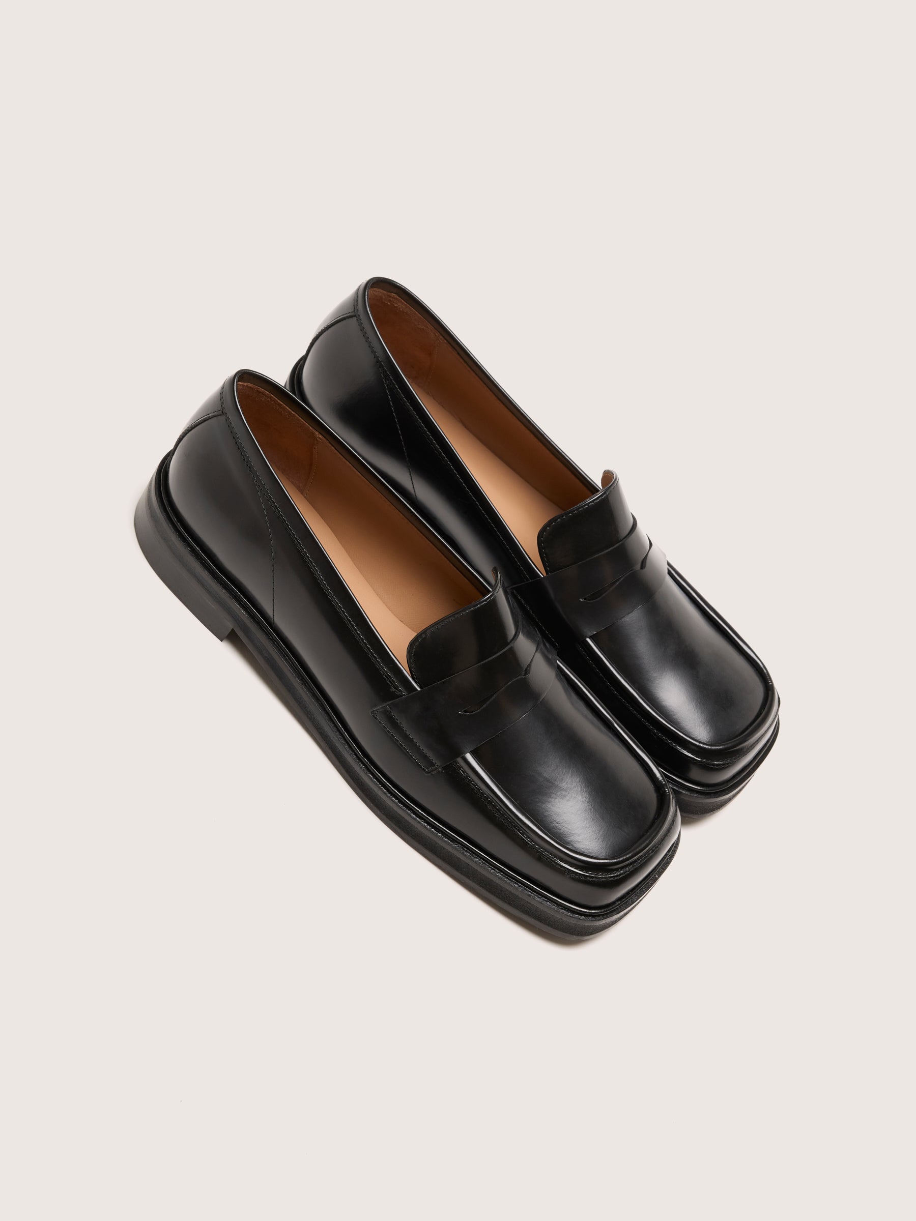 Ilse Loafers (242 / W / BLACK)