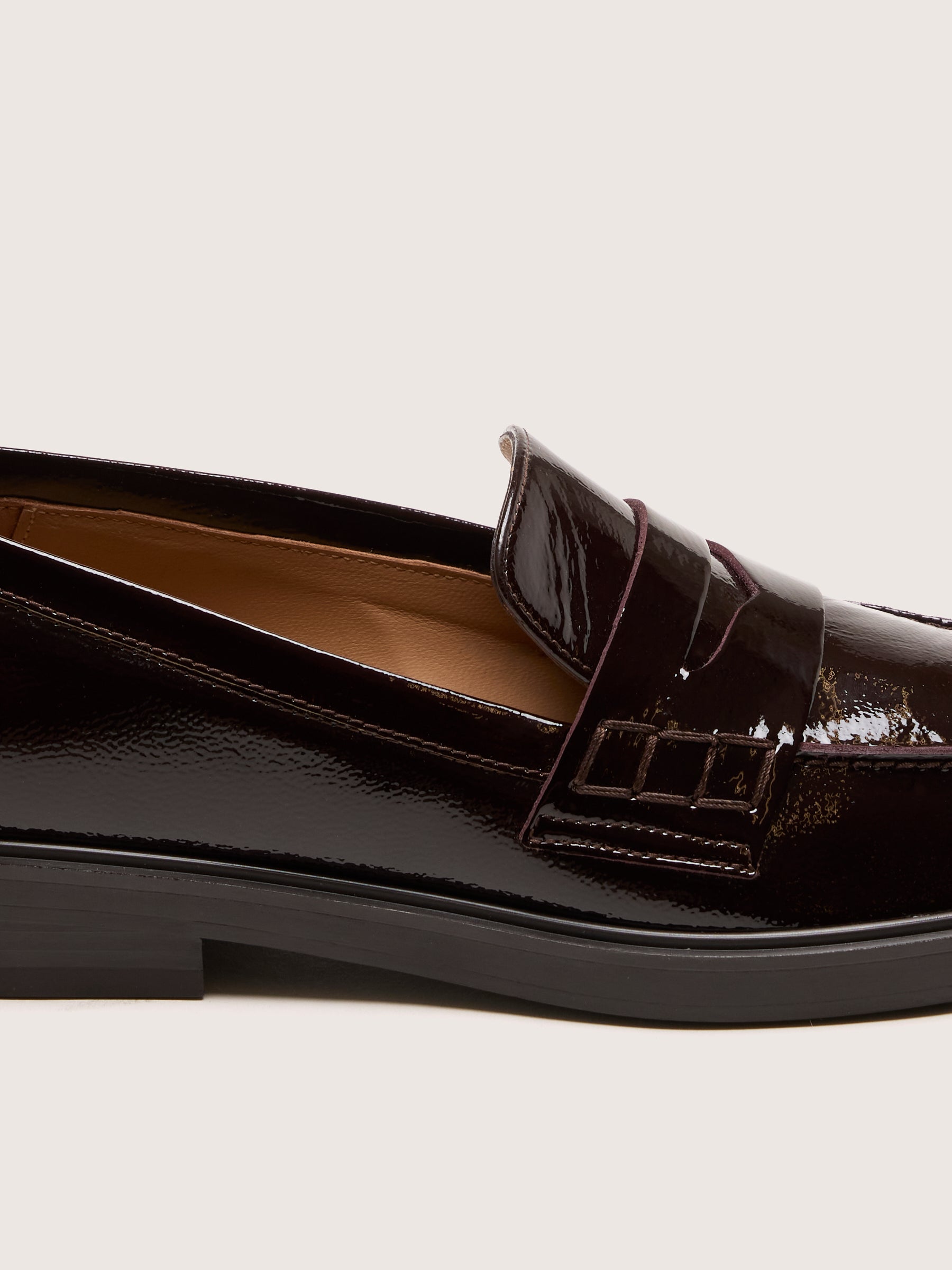 Sara Loafers  (242 / W / BURGUNDY)