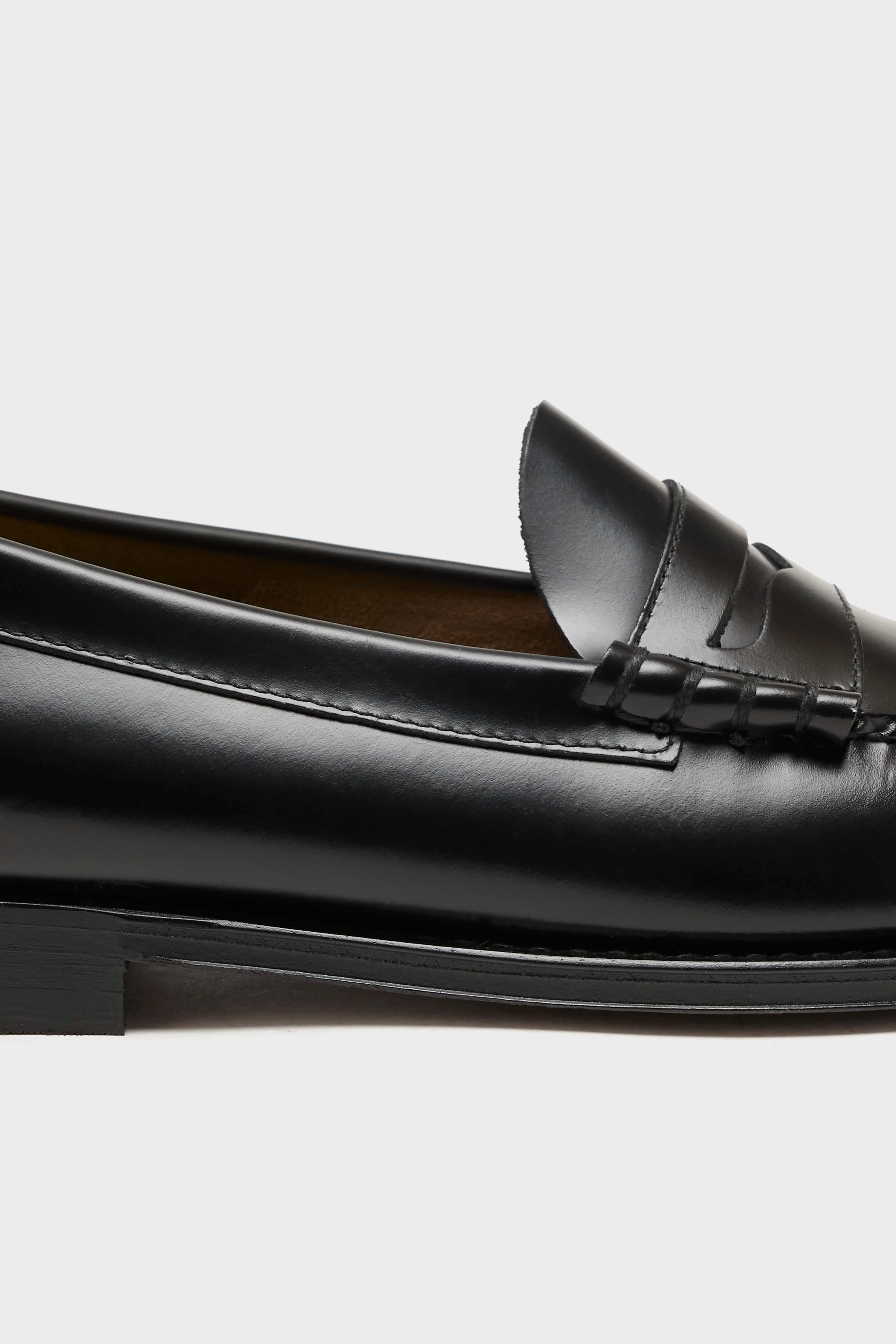 Weejuns Larson Penny Loafers for Men  (251 / M / BLACK)