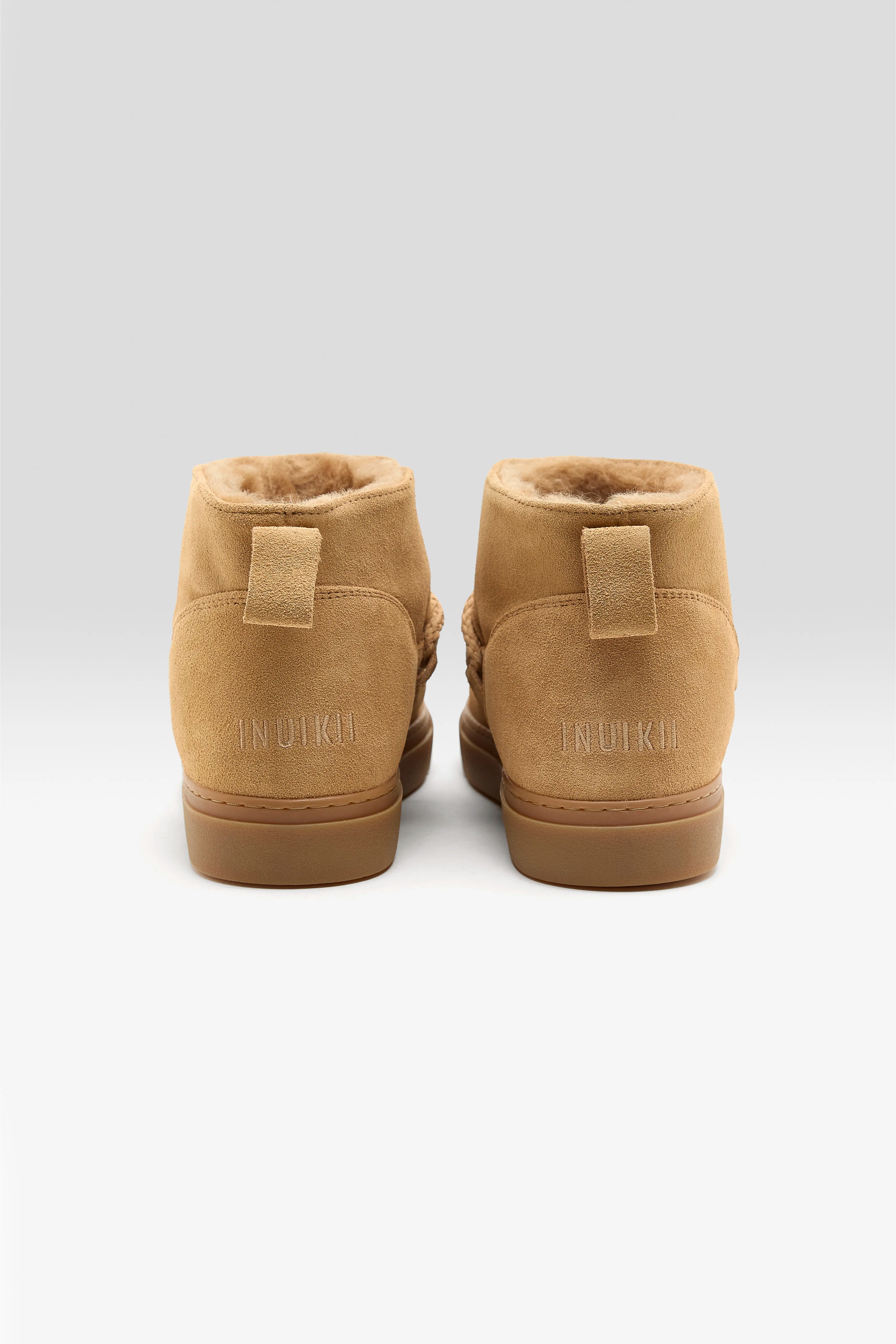Classic Low Boots (252 / W / SAND)