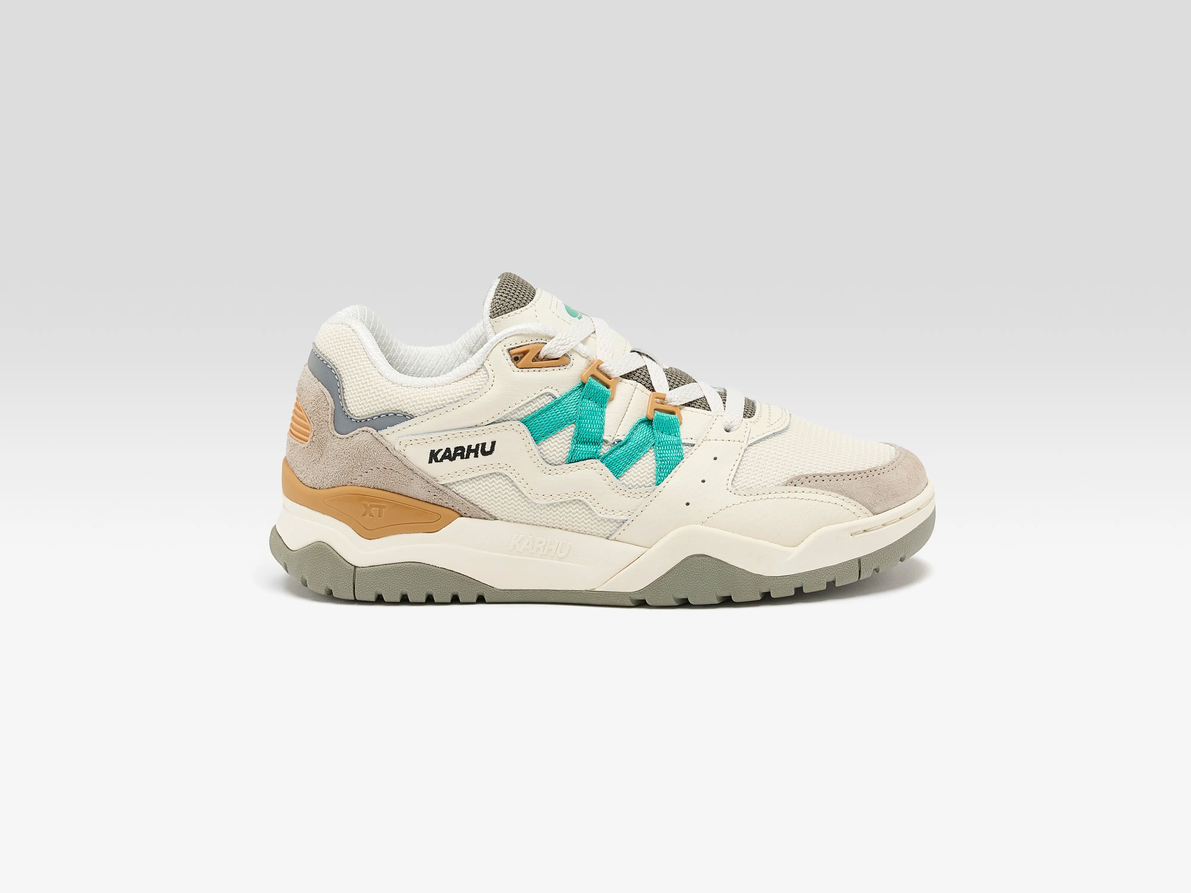 Fusion XT for Women  (252 / W / WHITE)
