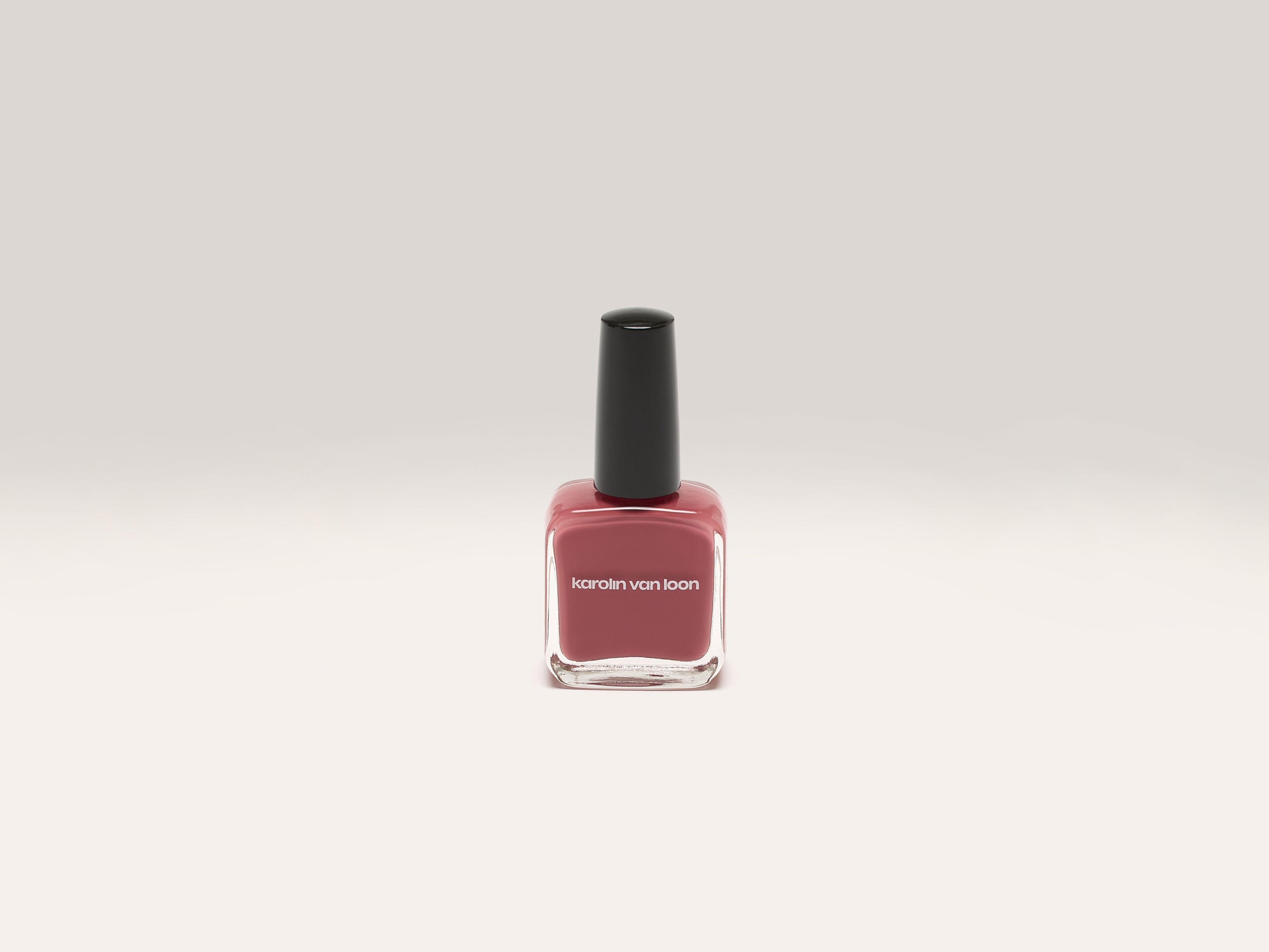 38 Framboise Rose Nail Polish (242 / W / PINK)