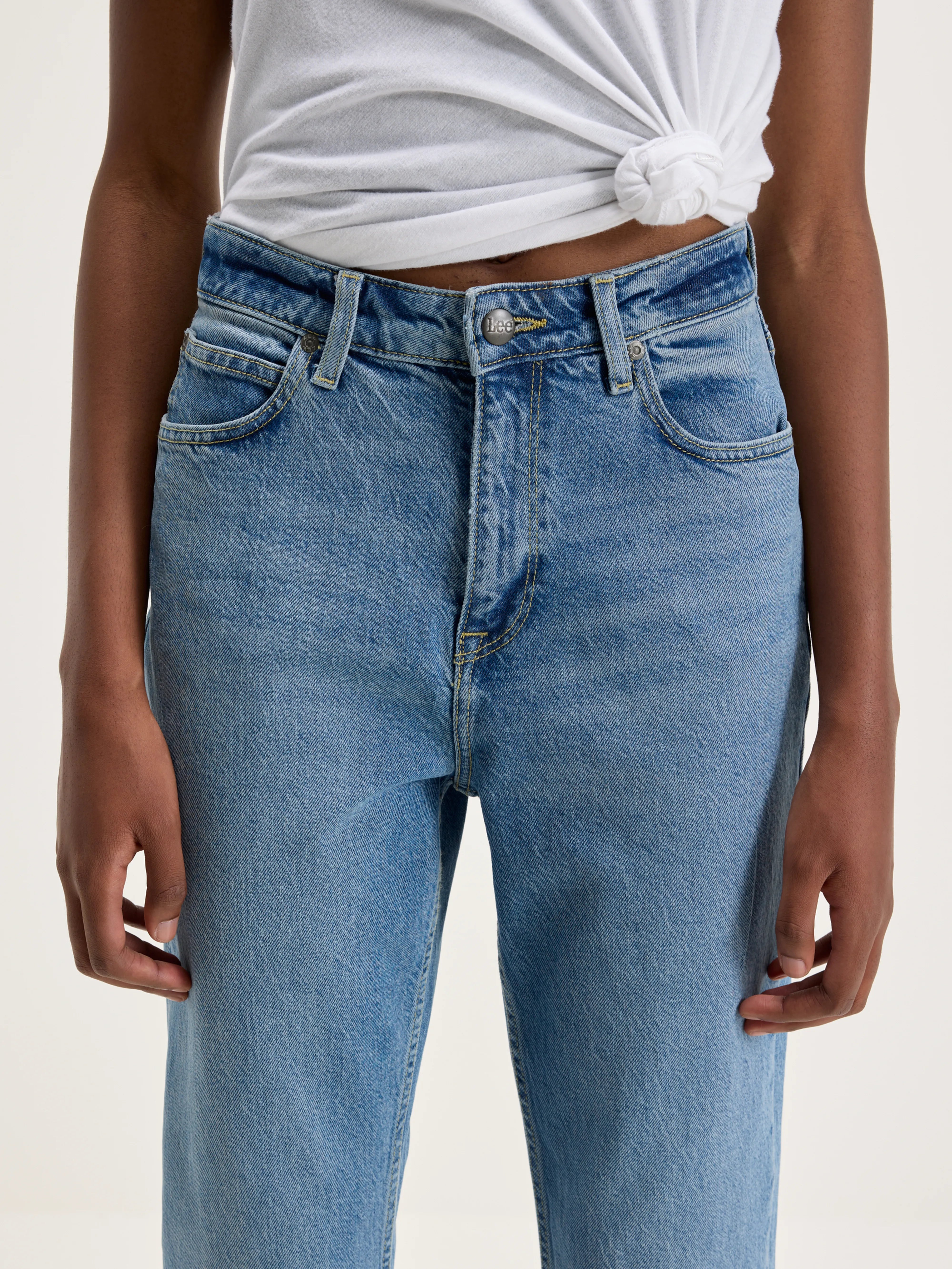 Carol Jeans (242 / W / MD BLUE STONE)