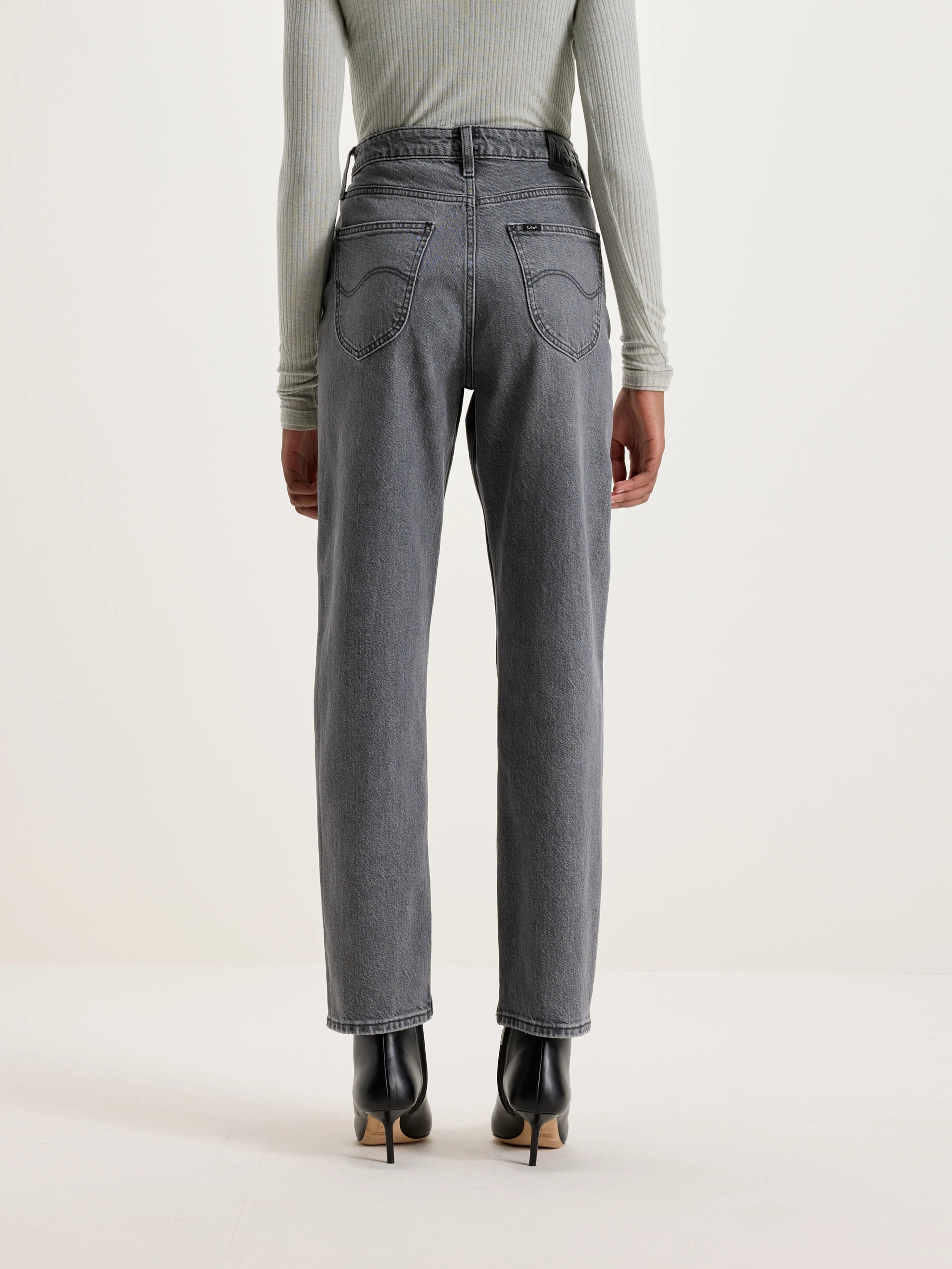 Jean Carol (242 / W / GREY)