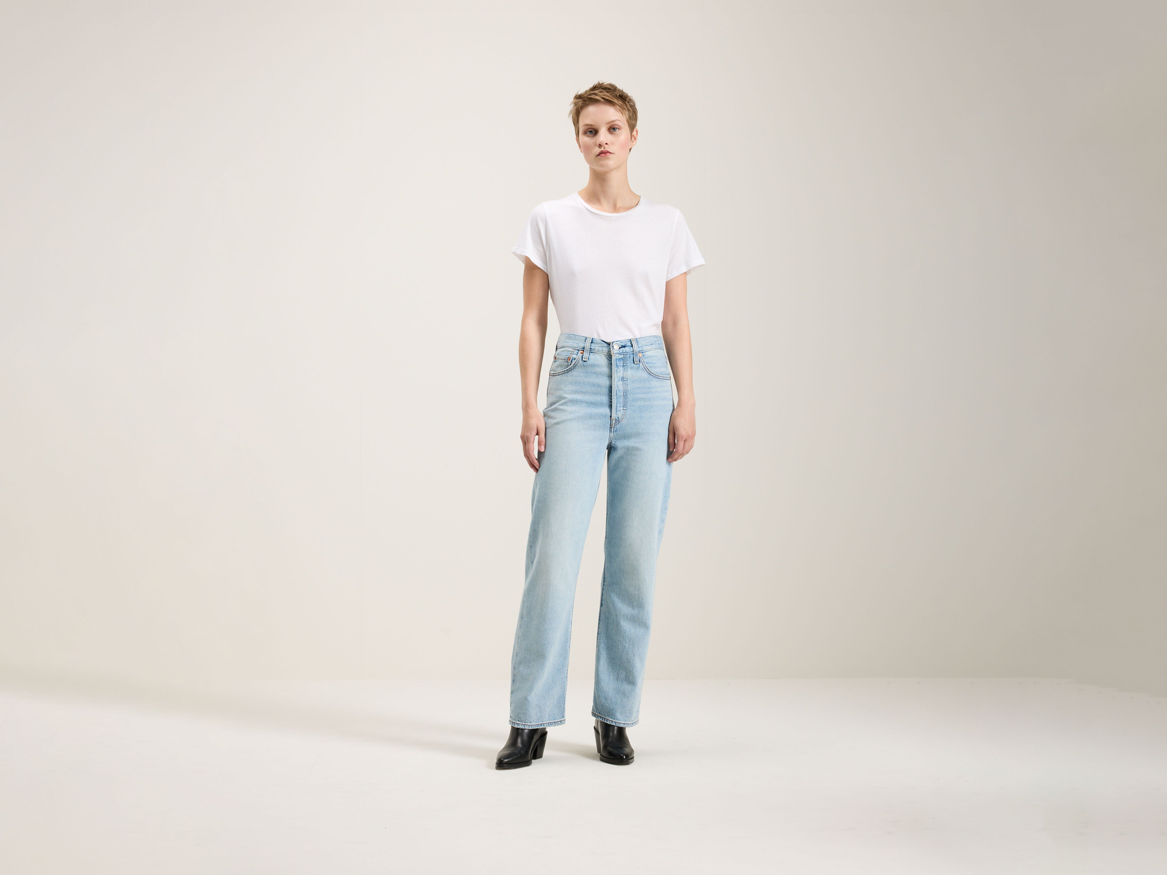 Ribcage Straight Ankle Jeans (242 / W / LIGHT STONE)