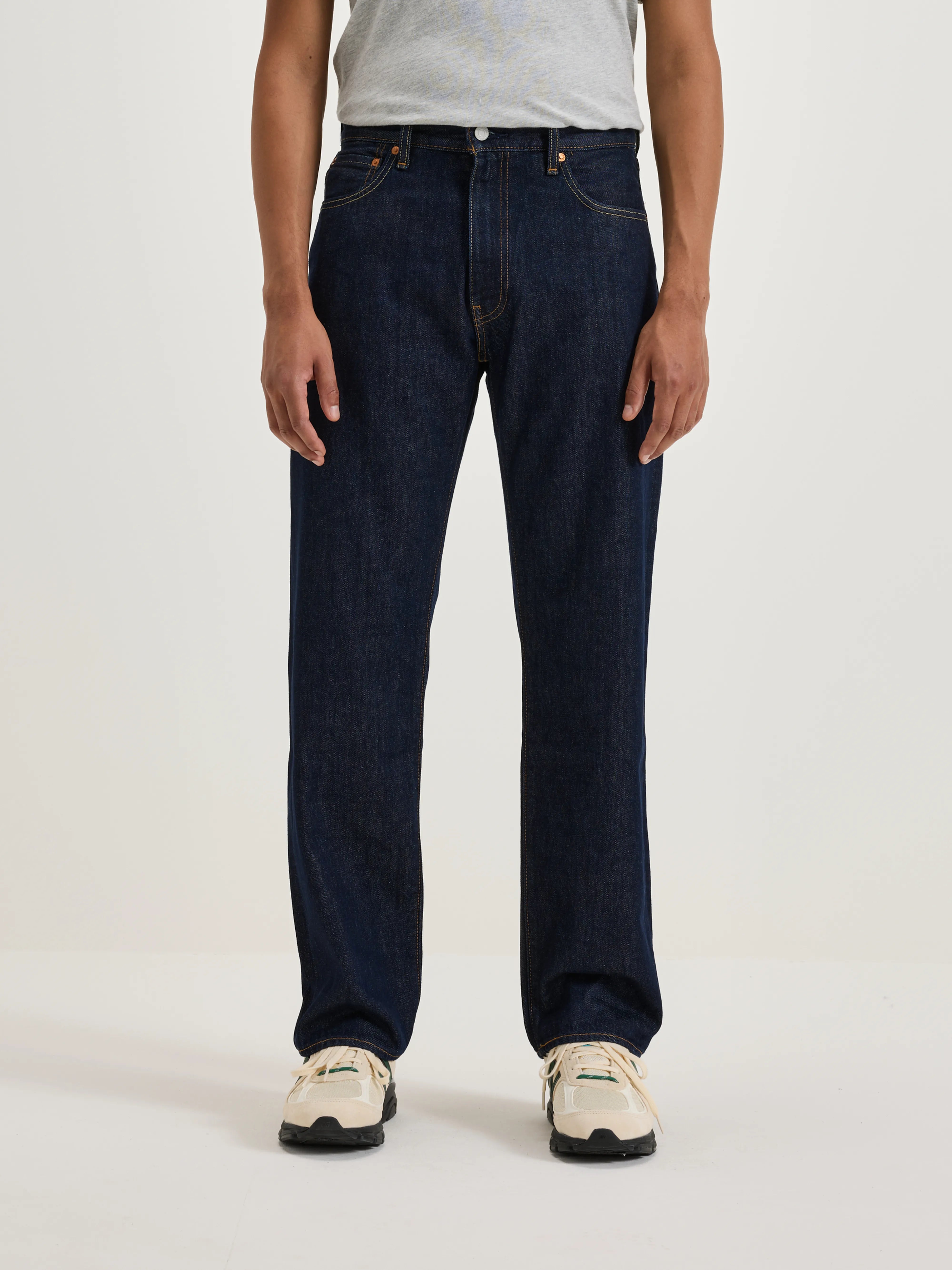 555™ Relaxed Straight Jeans For Men | Bellerose