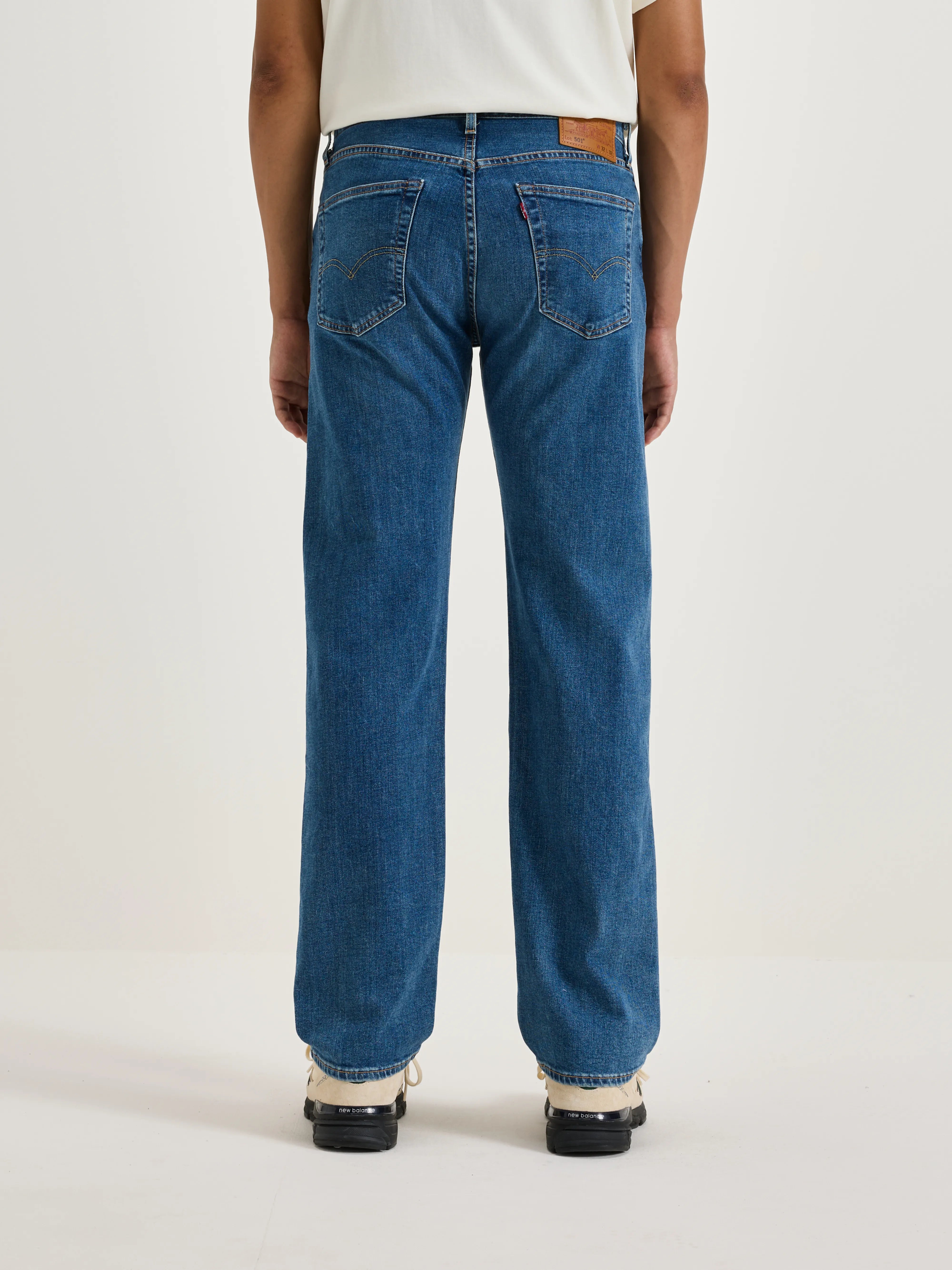 501™ Original Jeans (242 / M / MD BLUE RINSE)