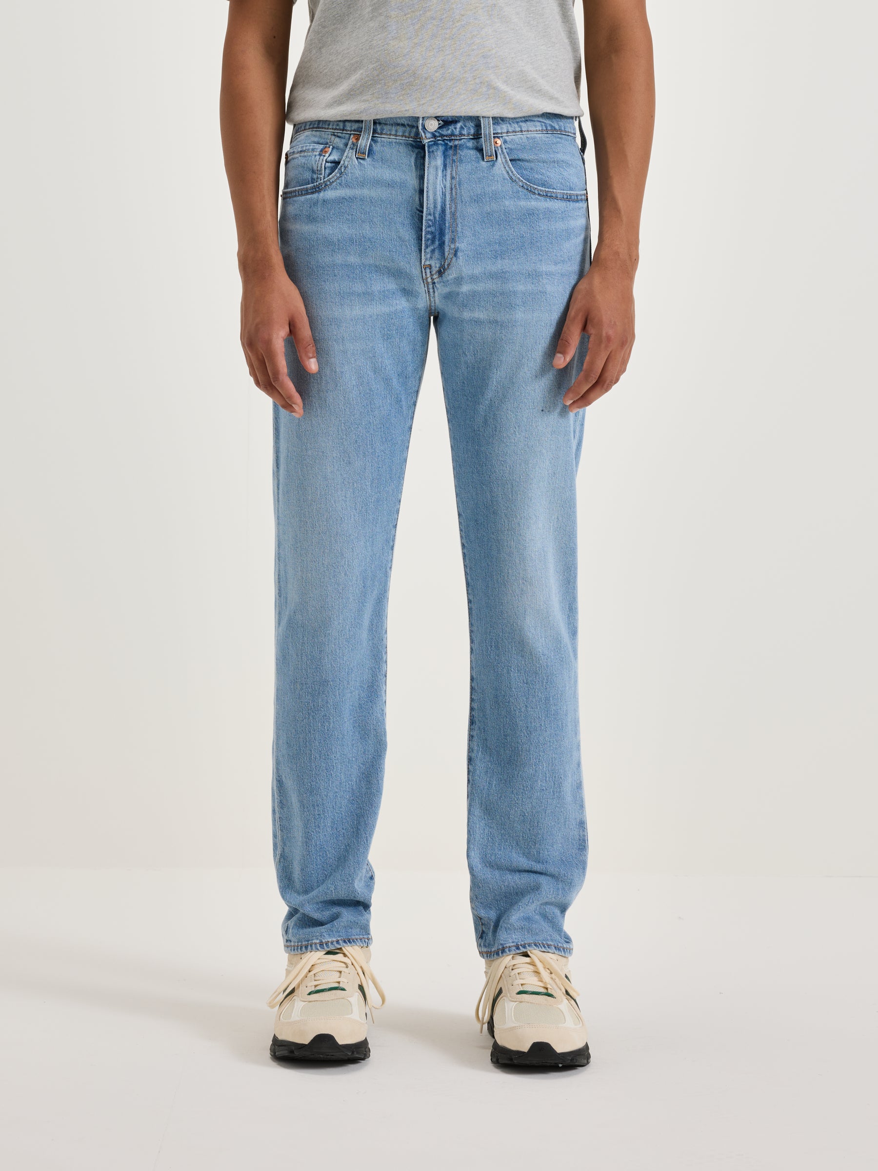 502™ Taper Jeans (242 / M / LT STONE WASH)