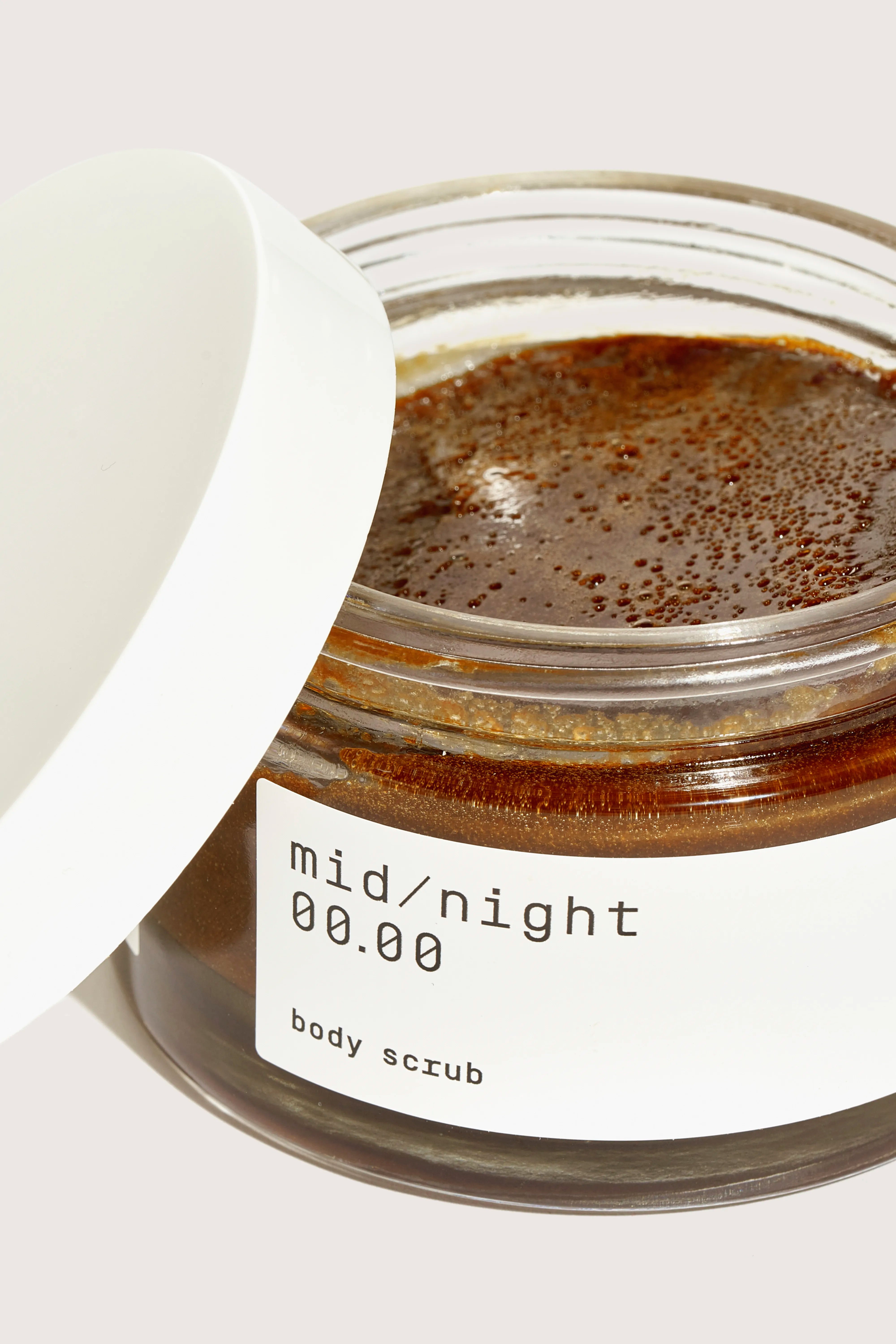 Body Scrub 00.14 (241 / U / WHITE)