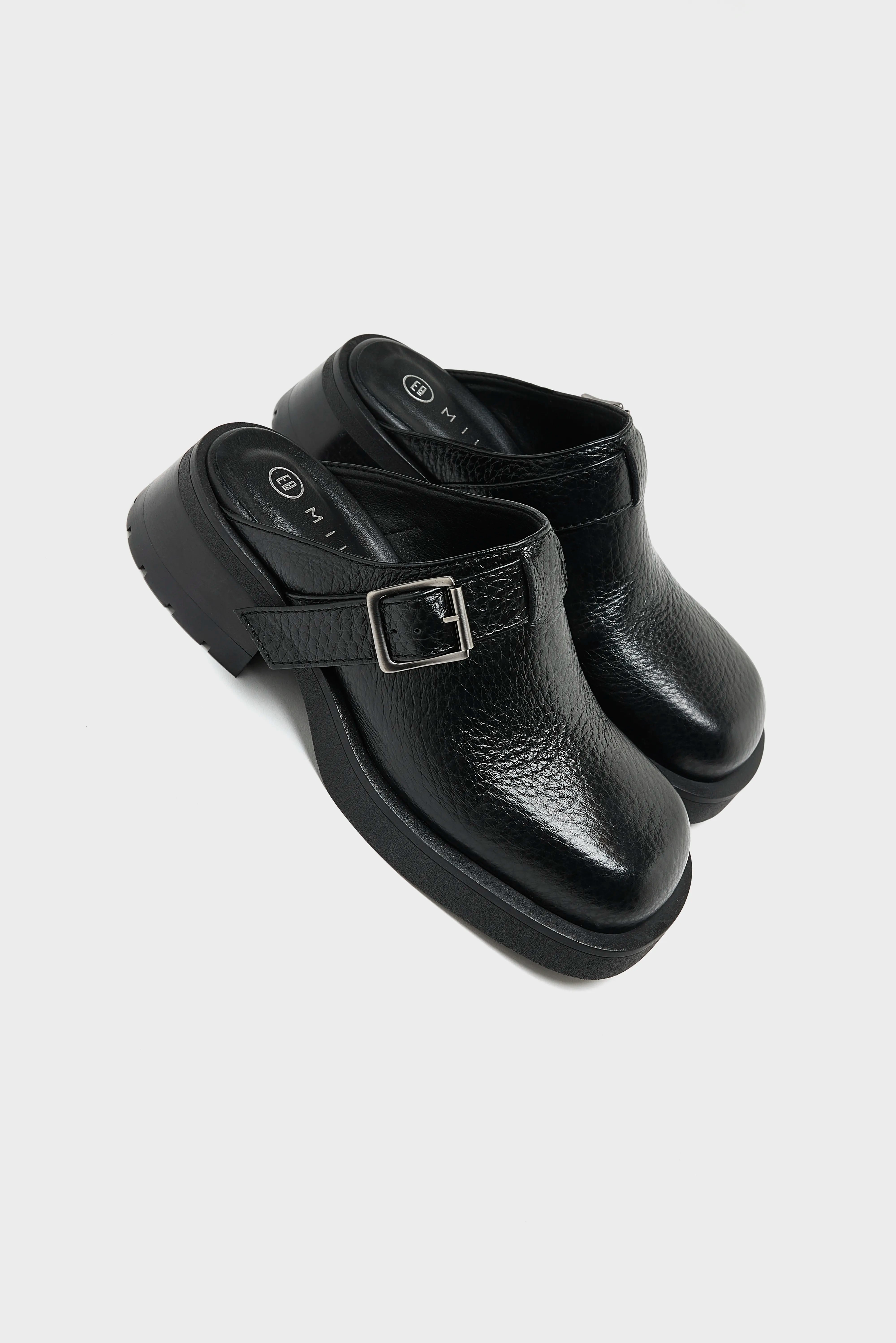 Aroa Black Buckled Mules  (251 / W / BLACK)