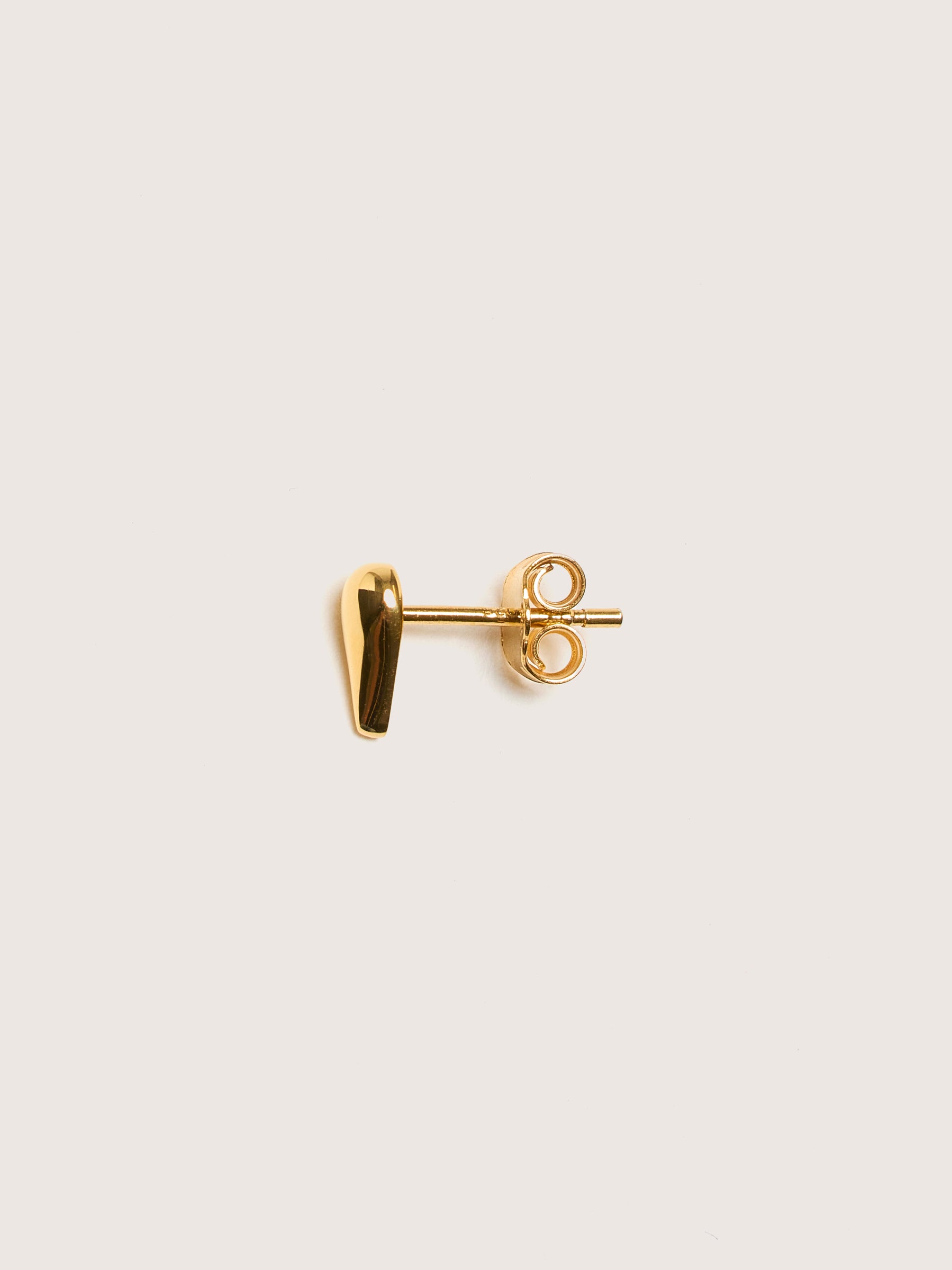 Xberg Stud Earring (242 / W / GOLD)