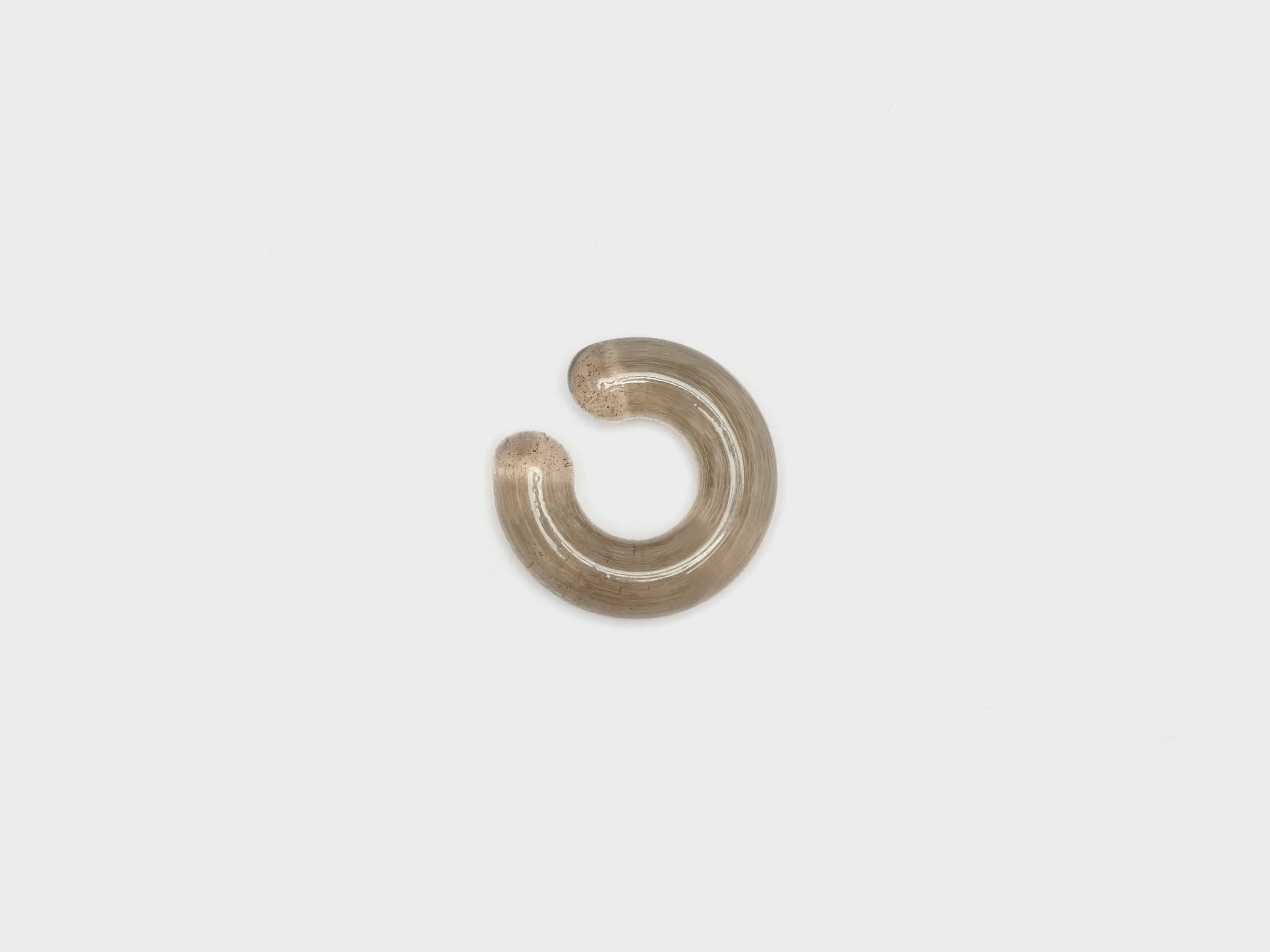 Small Luminous Earcuff  (252 / W / BROWN)
