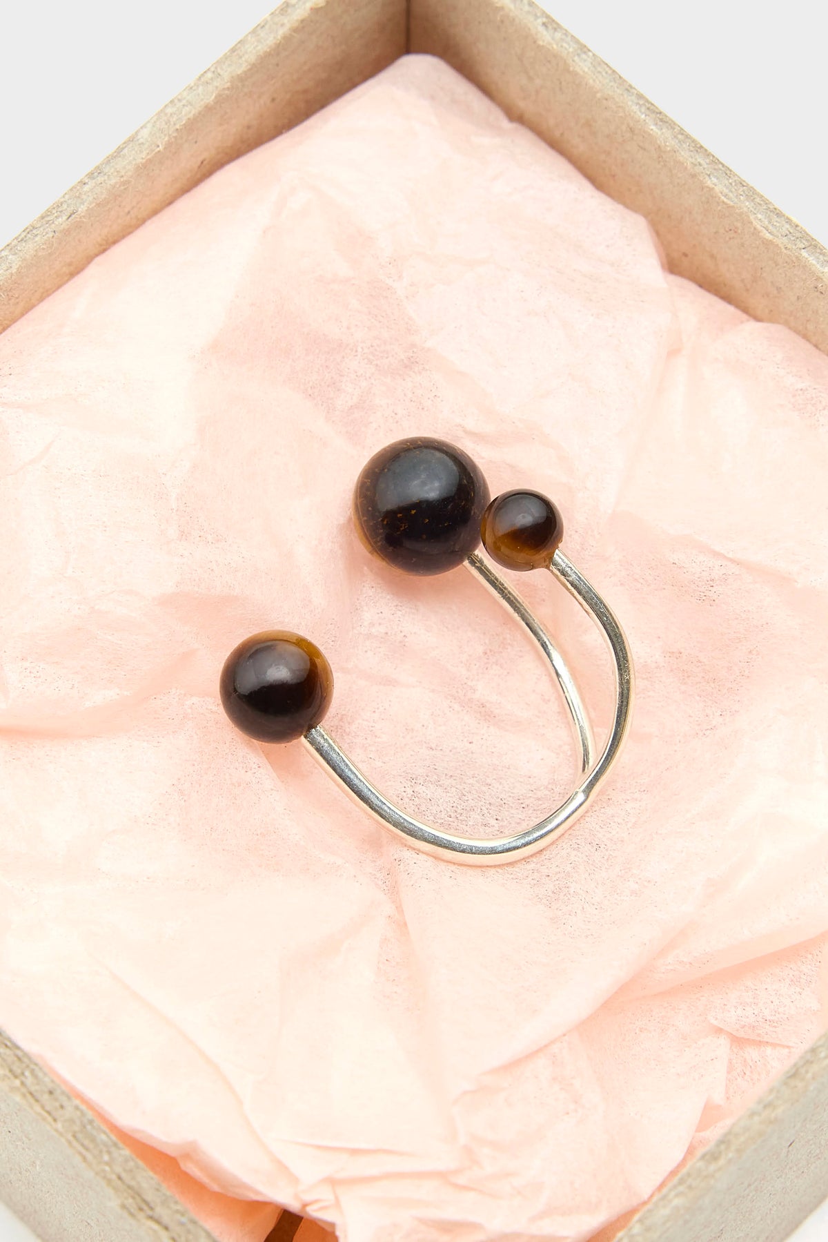 Trinity Ring (262 / W / BROWN)
