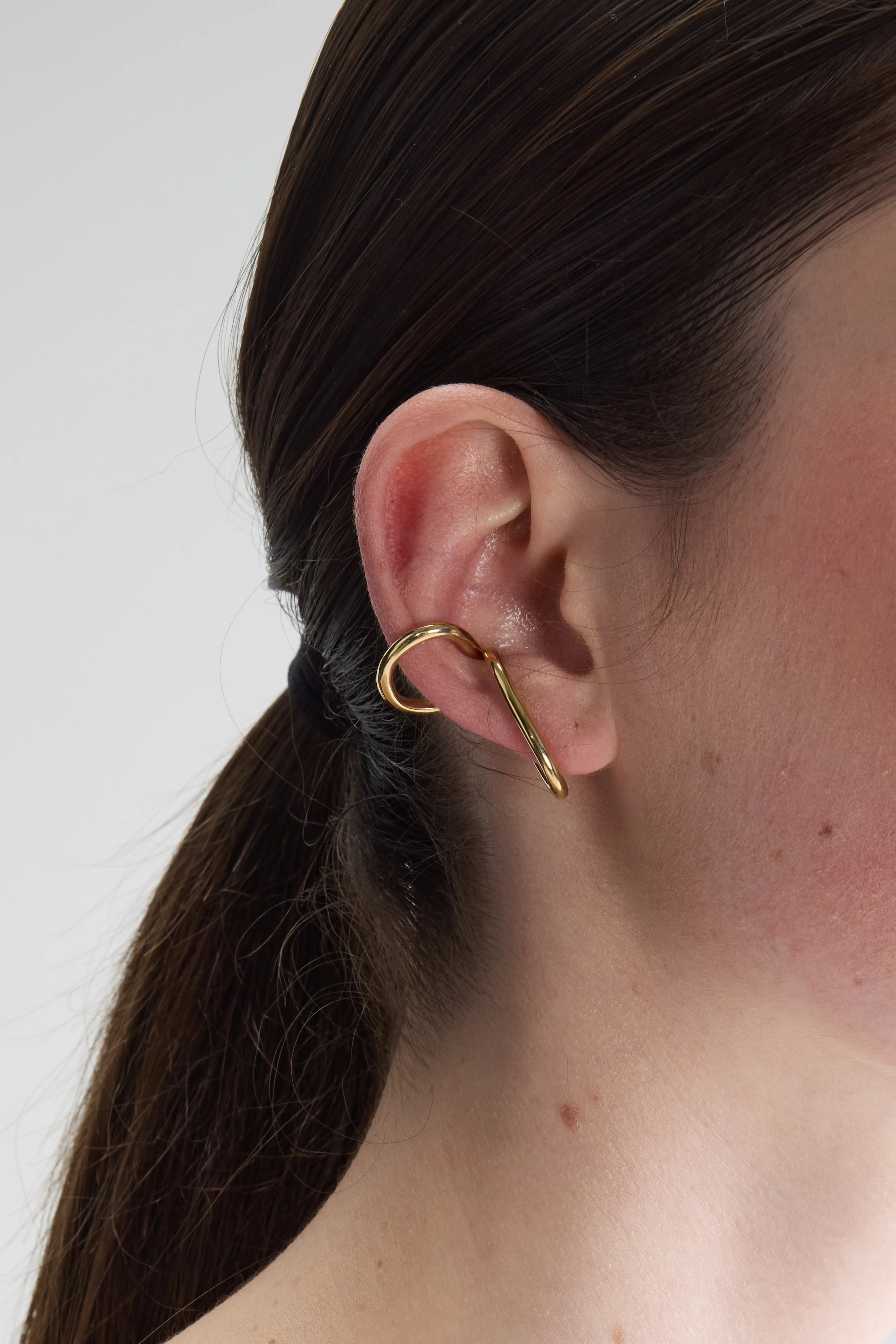 La Virtuose Right Earcuff  (261 / W / GOLD)