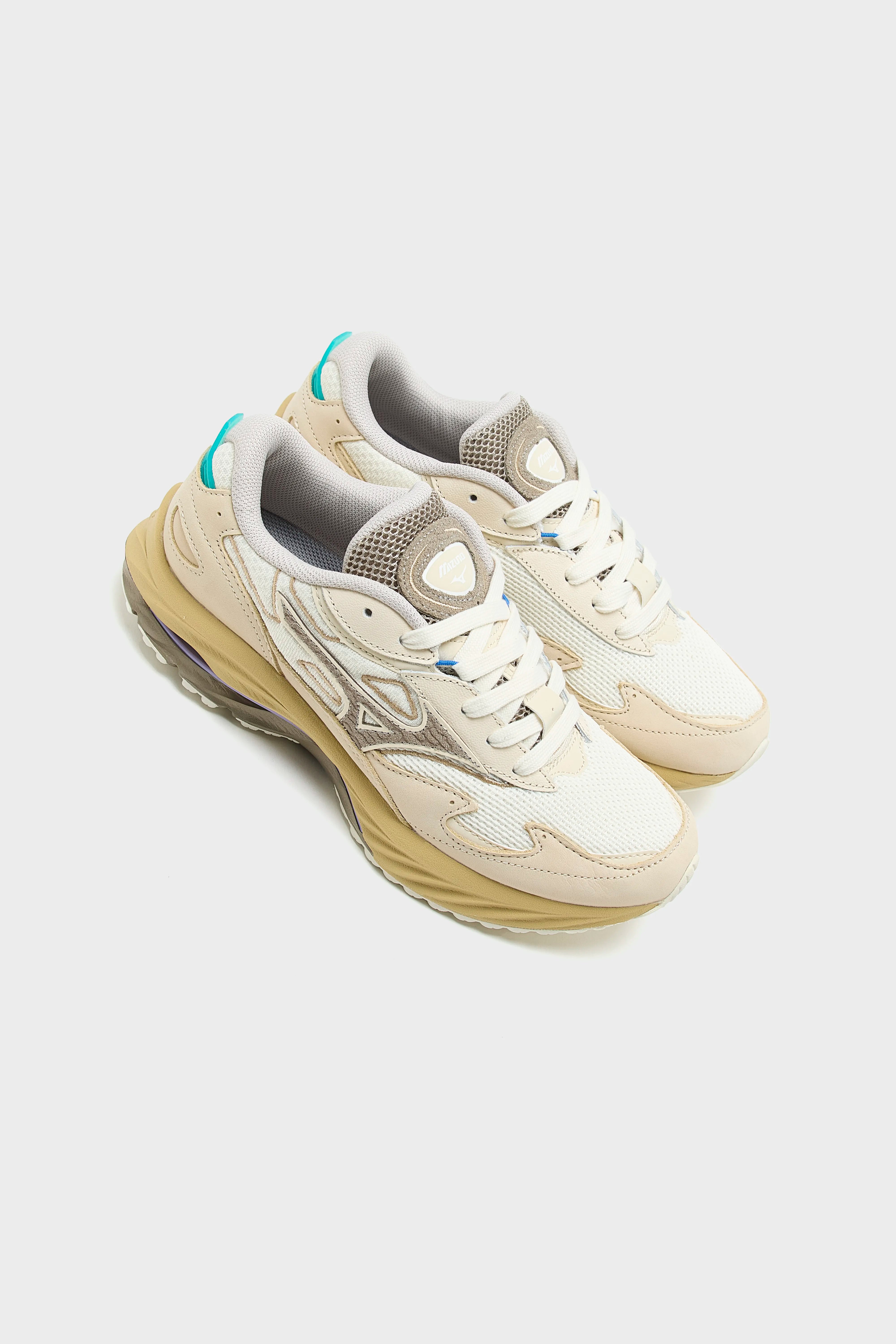 Wave Rider ß Premium for Women  (251 / W / WHITE)