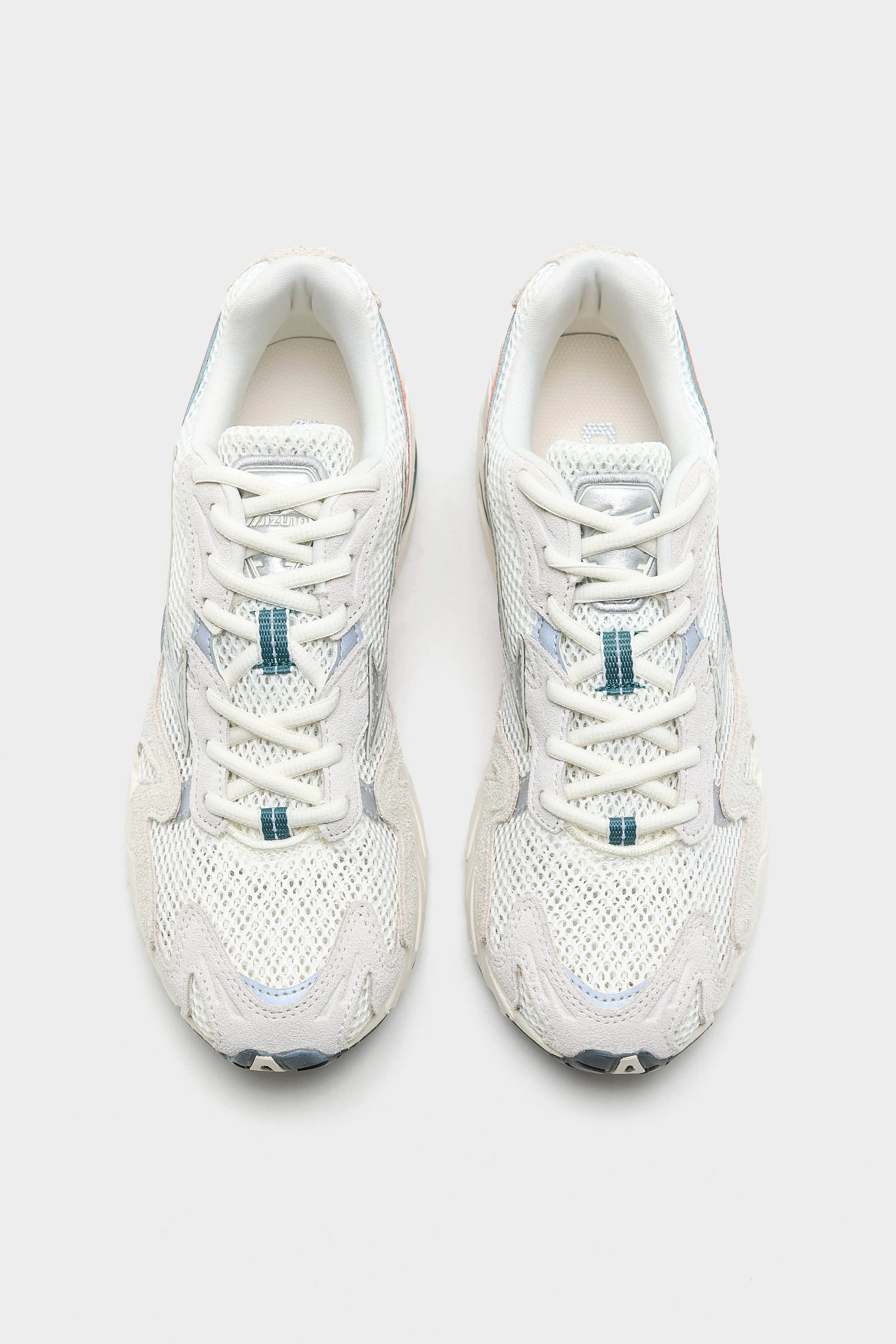 Wave Rider 10 Premium for Women  (261 / W / GREY)