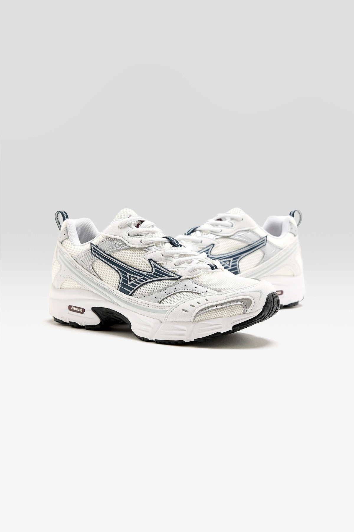 MXR Suede for Women (262 / W / WHITE)