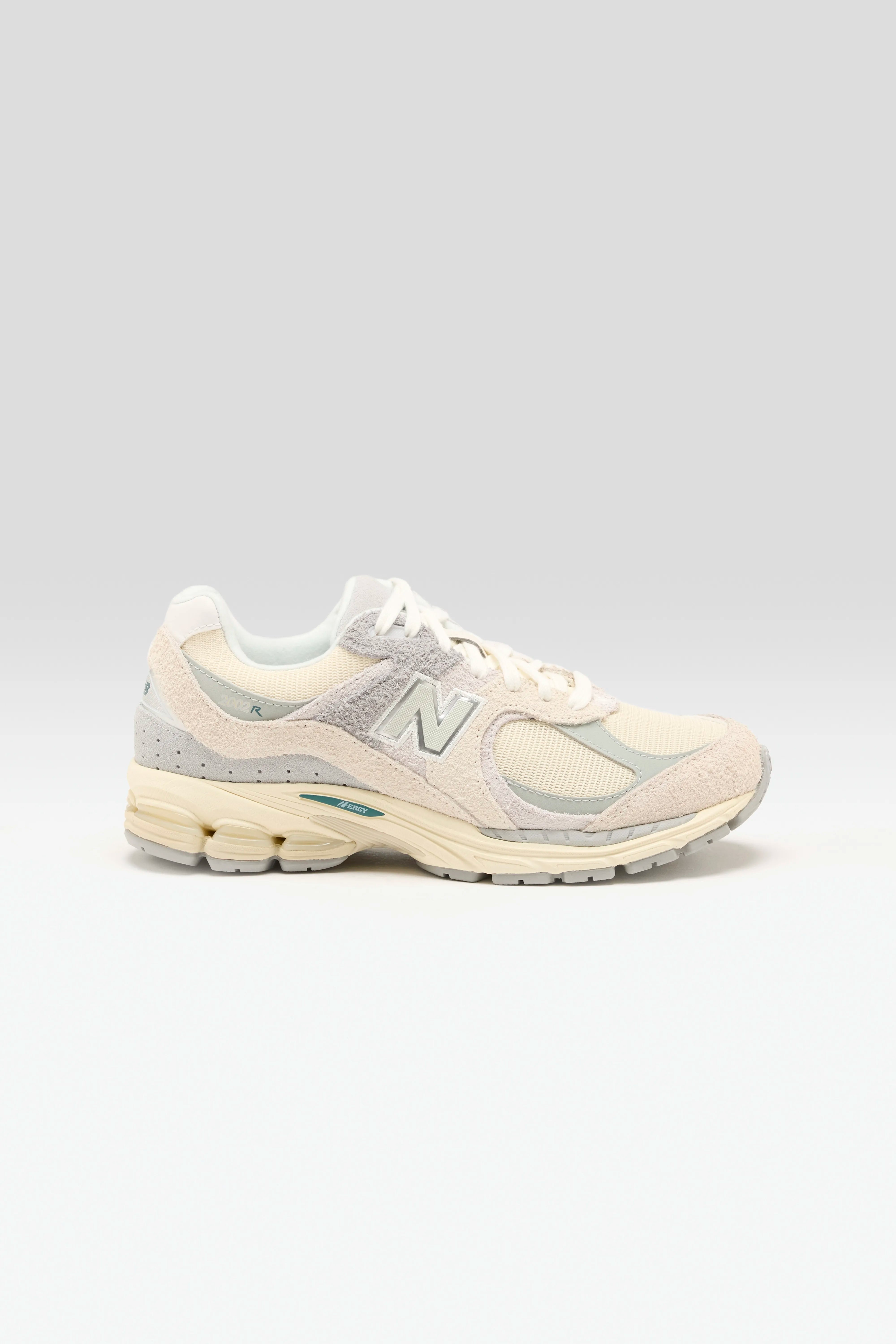 2002R for Women  (251 / W / CREAM)