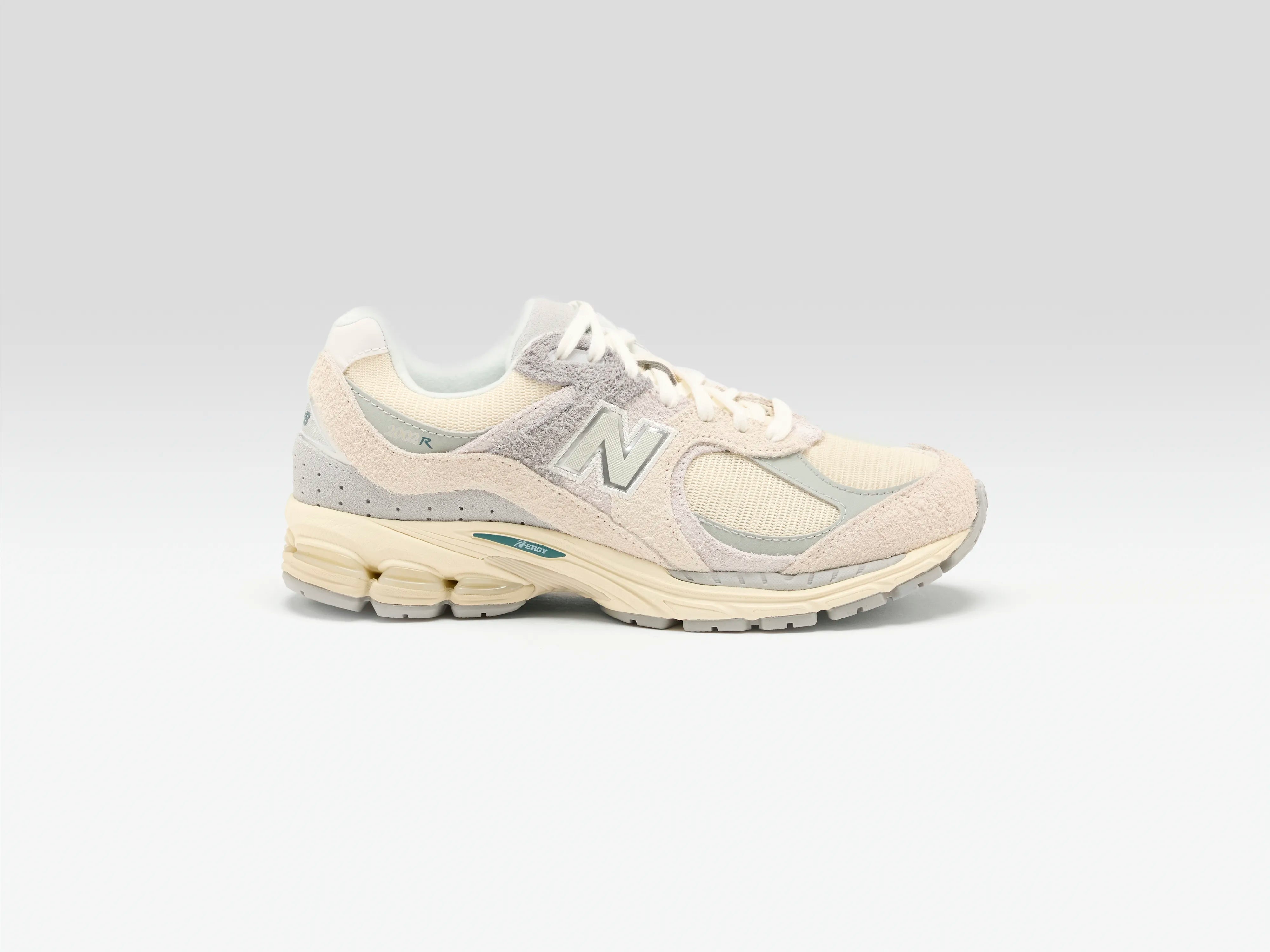 2002R voor Vrouwen  (251 / W / CREAM)