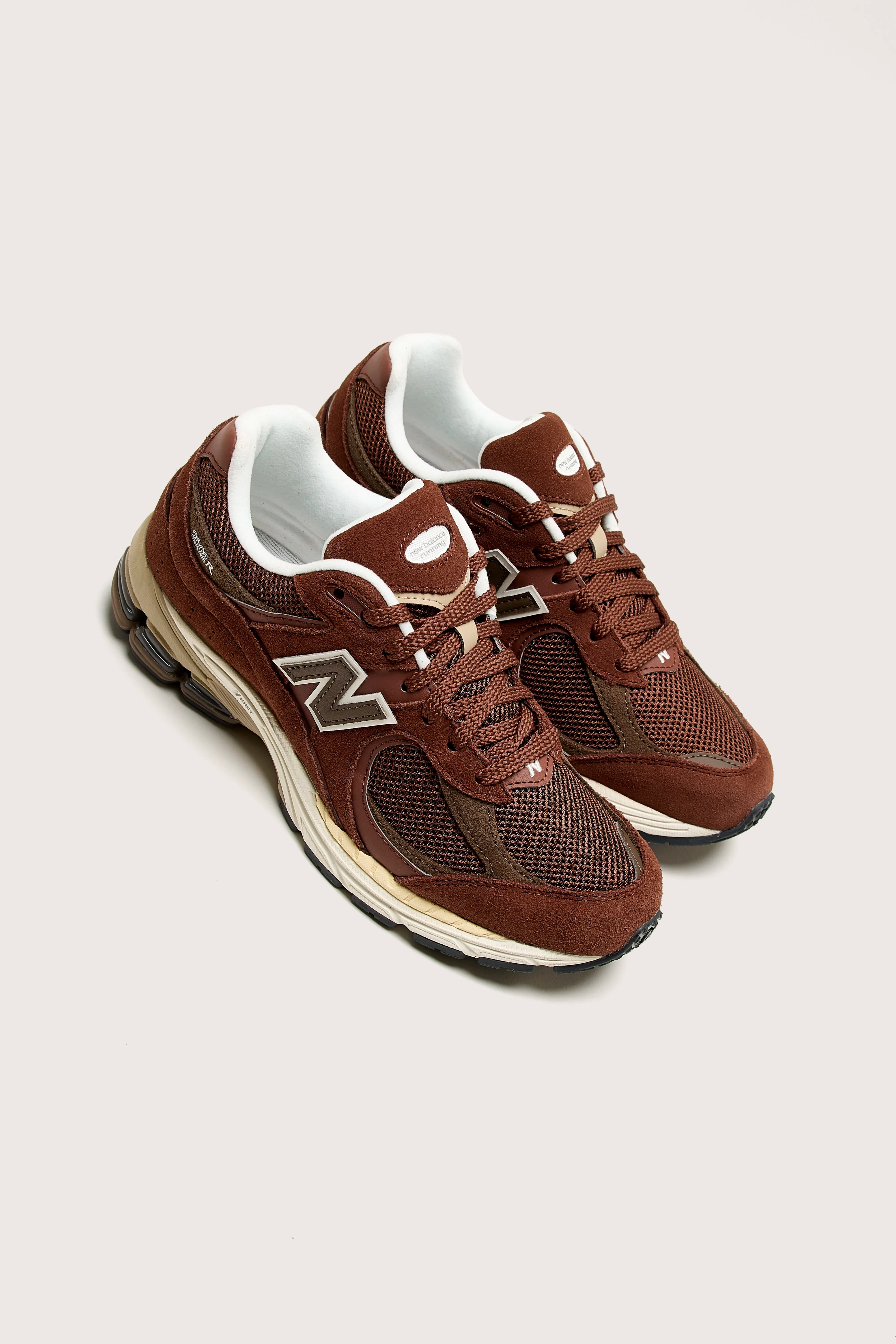 2002R for Women (242 / W / BROWN)