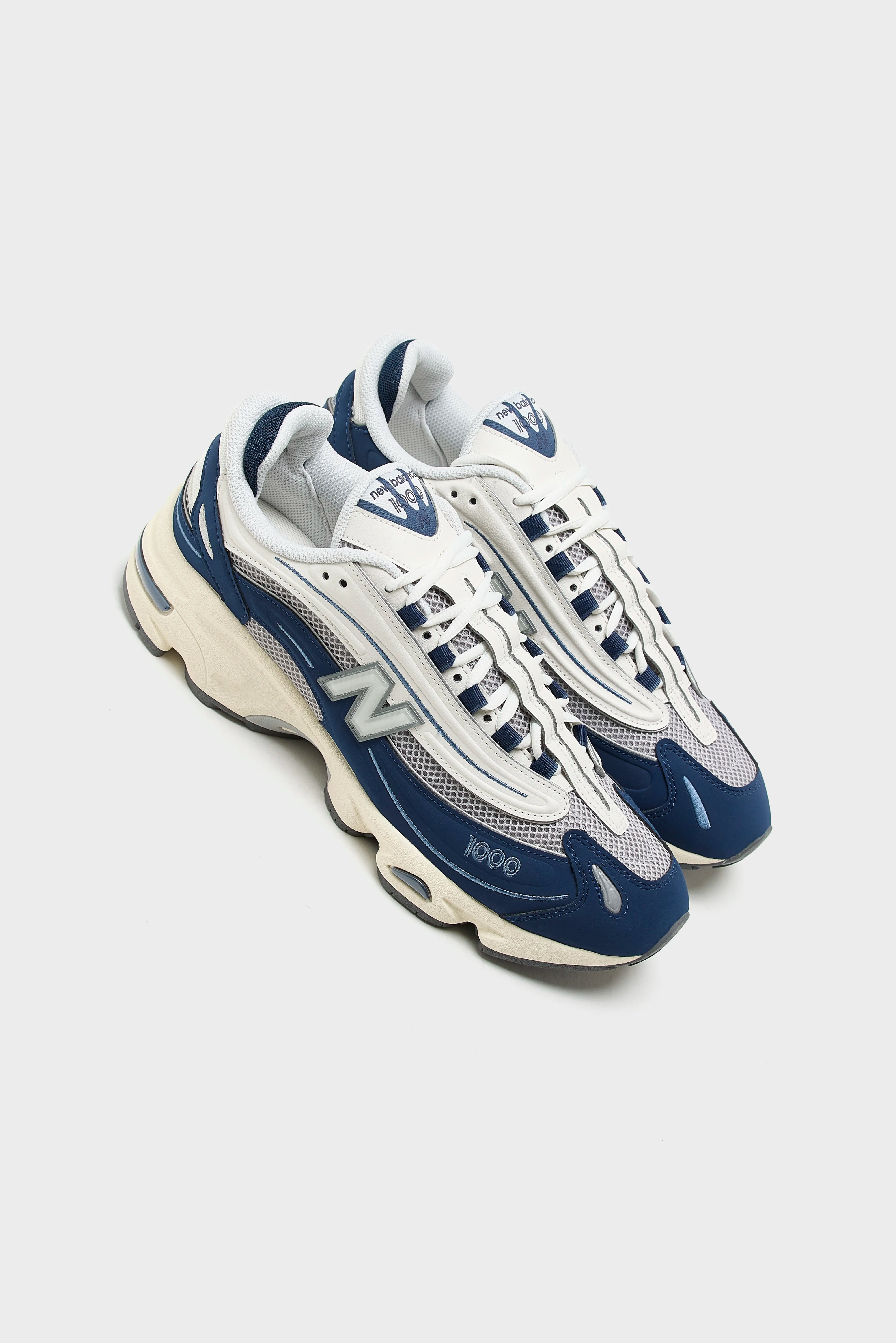 Navy New Balance 300 Classic Beige New Balance 327 Cream Trainers