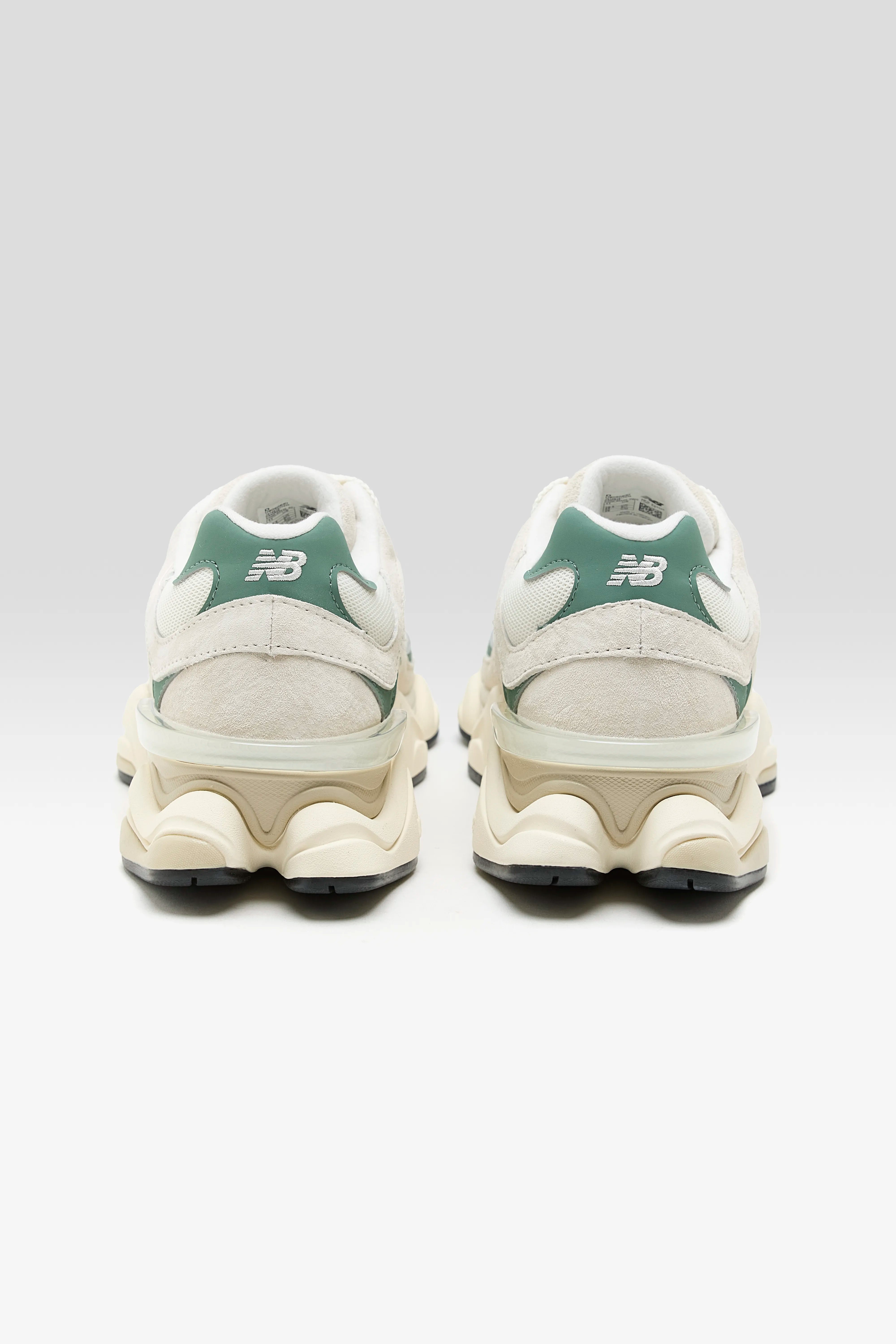 9060 for Men  (251 / M / WHITE)