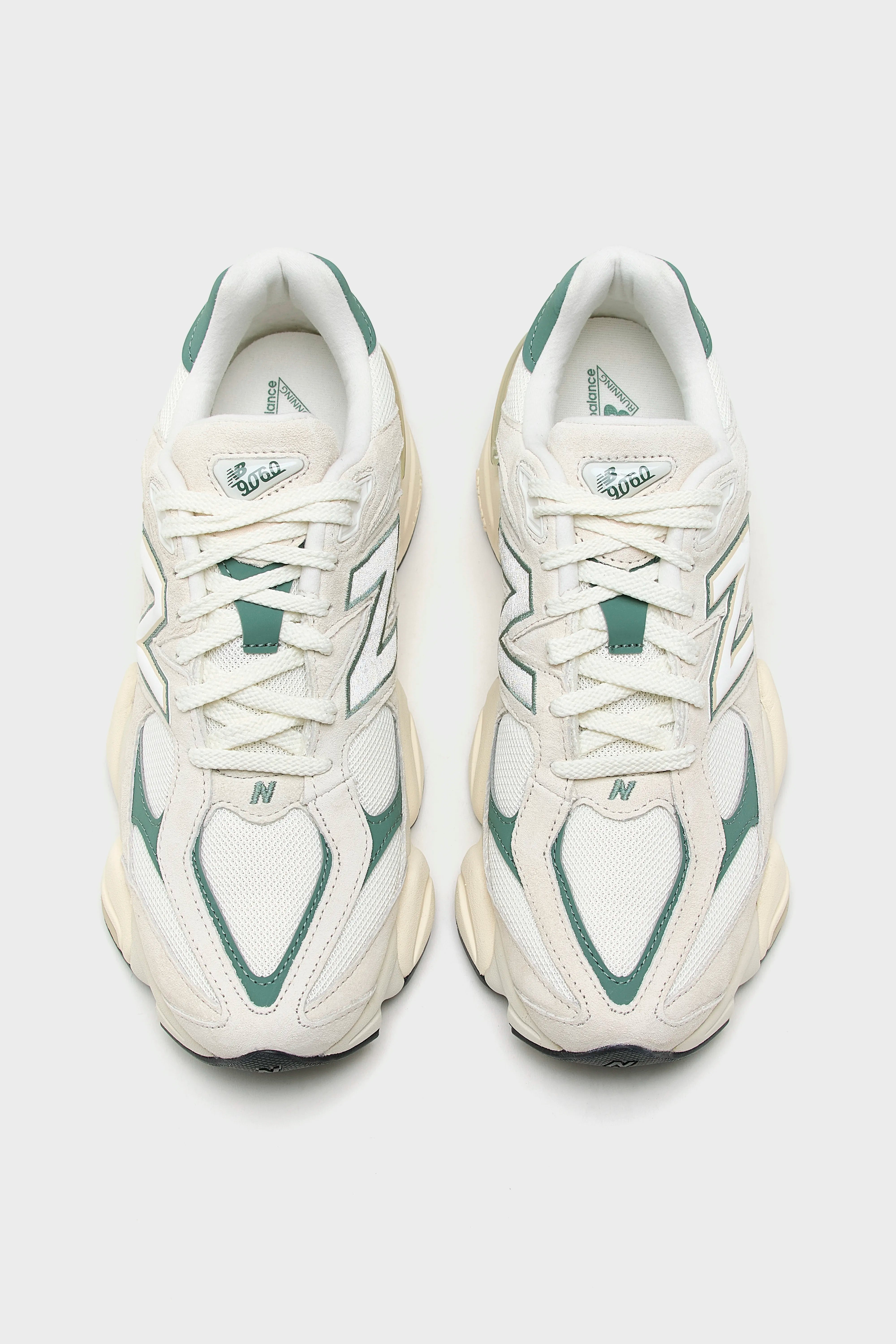 9060 for Men  (251 / M / WHITE)