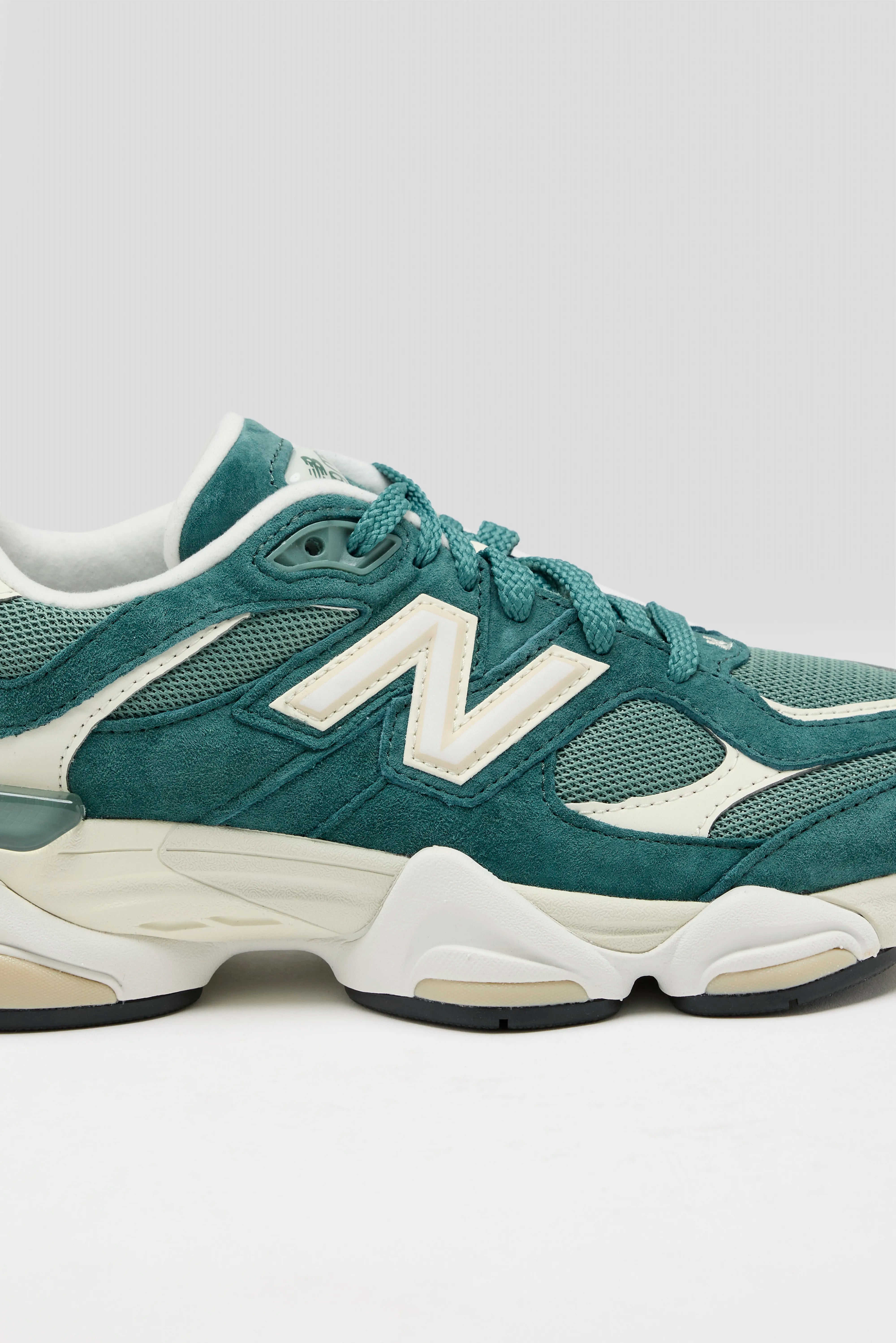 9060 for Women (251 / W / GREEN)