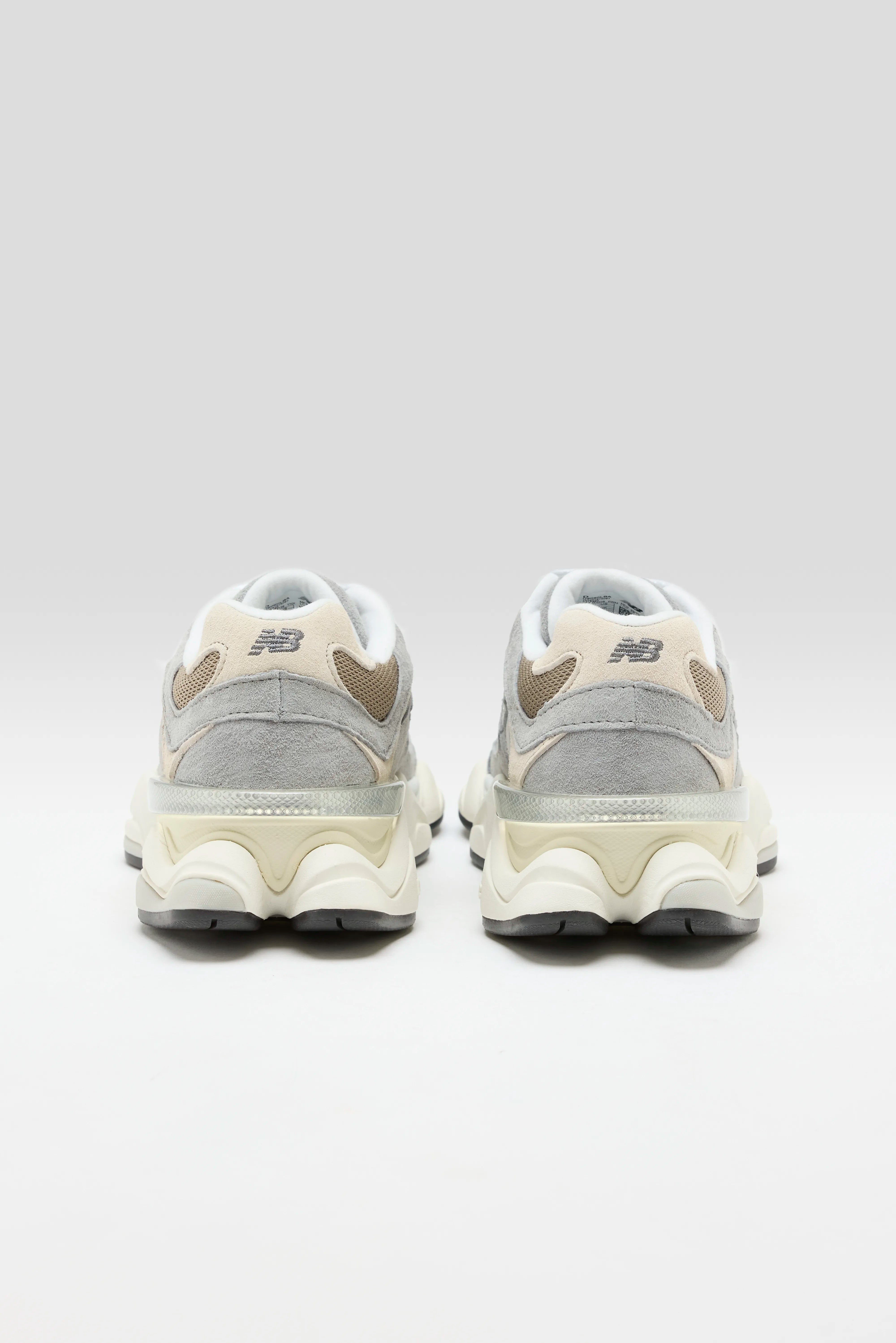 9060 pour Femmes  (251 / W / GREY)
