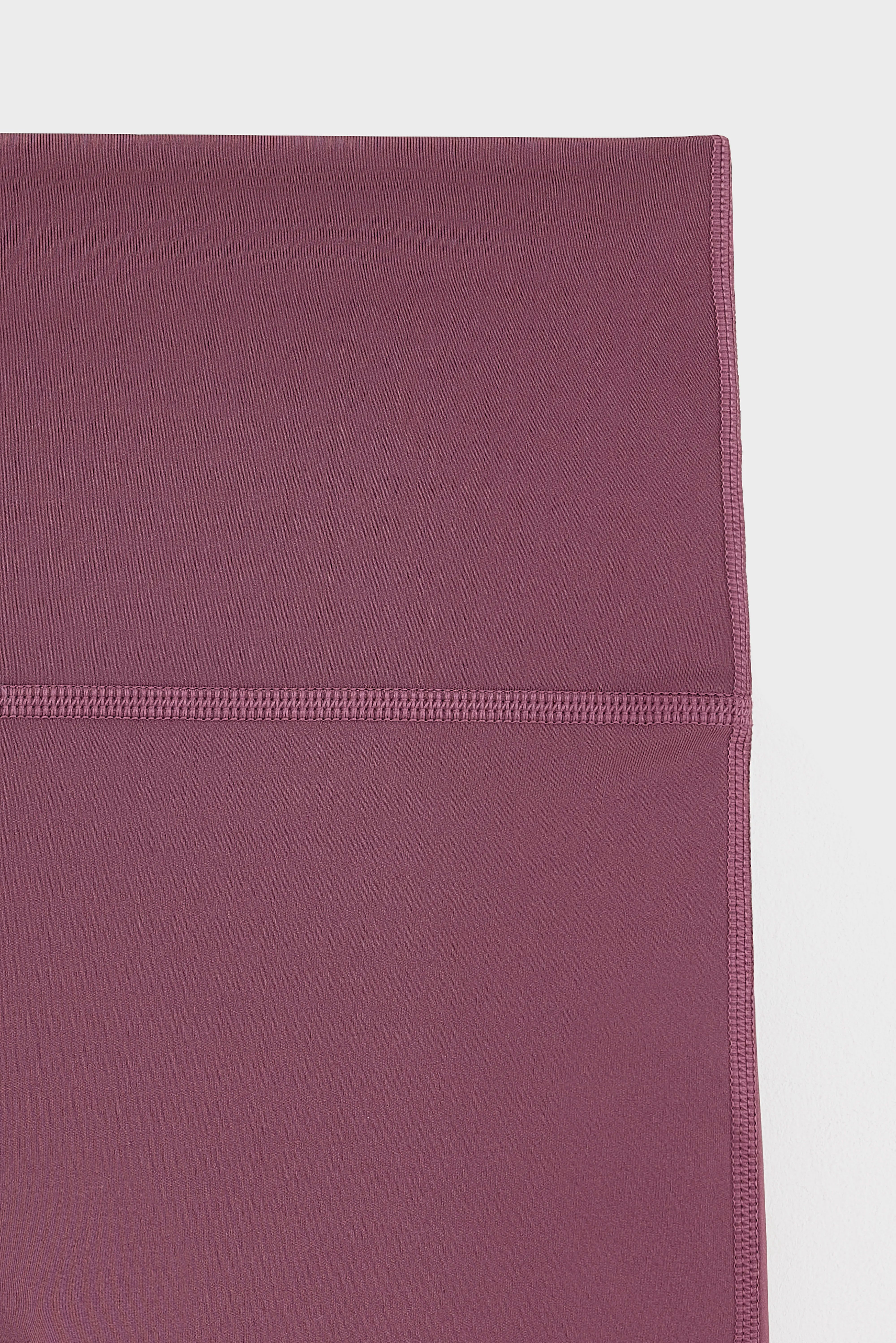 Script Quarter High Rise Shorts  (251 / W / PURPLE)